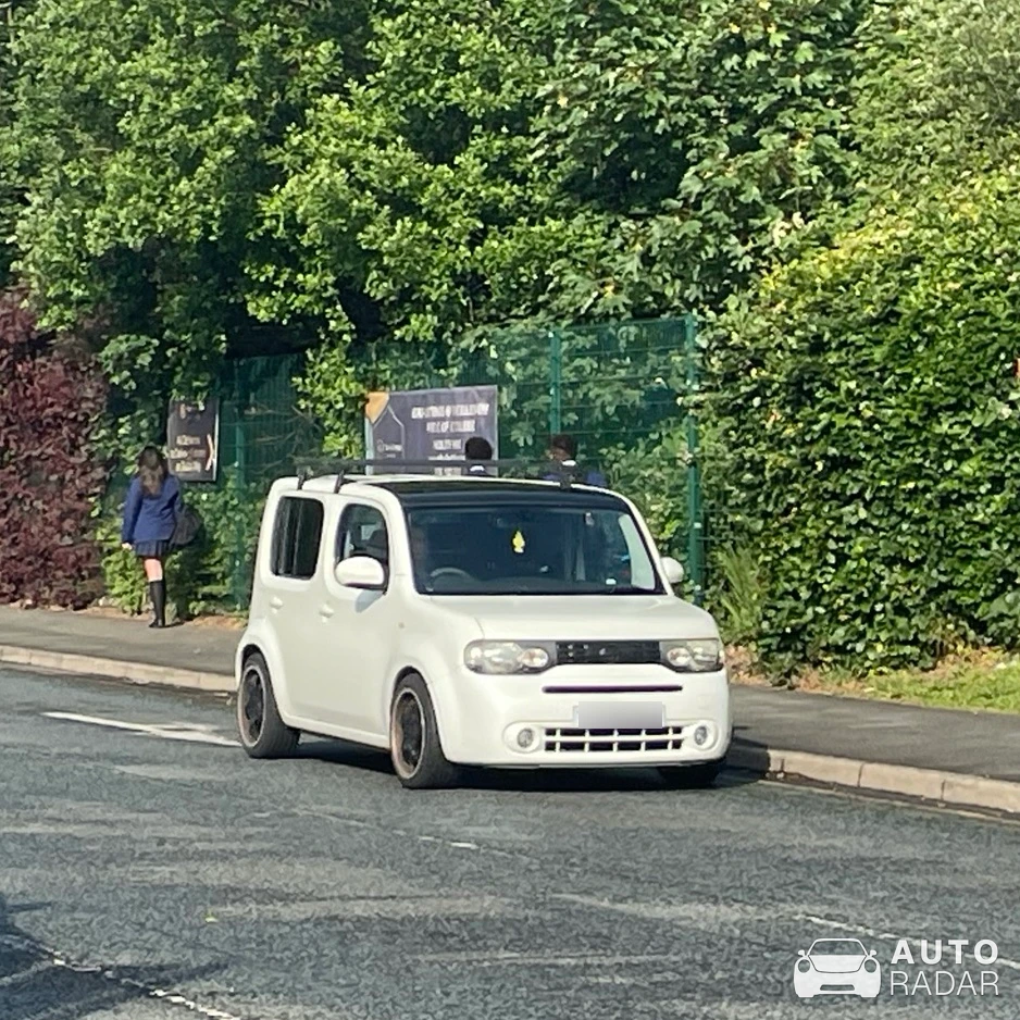 Nissan Cube spotted