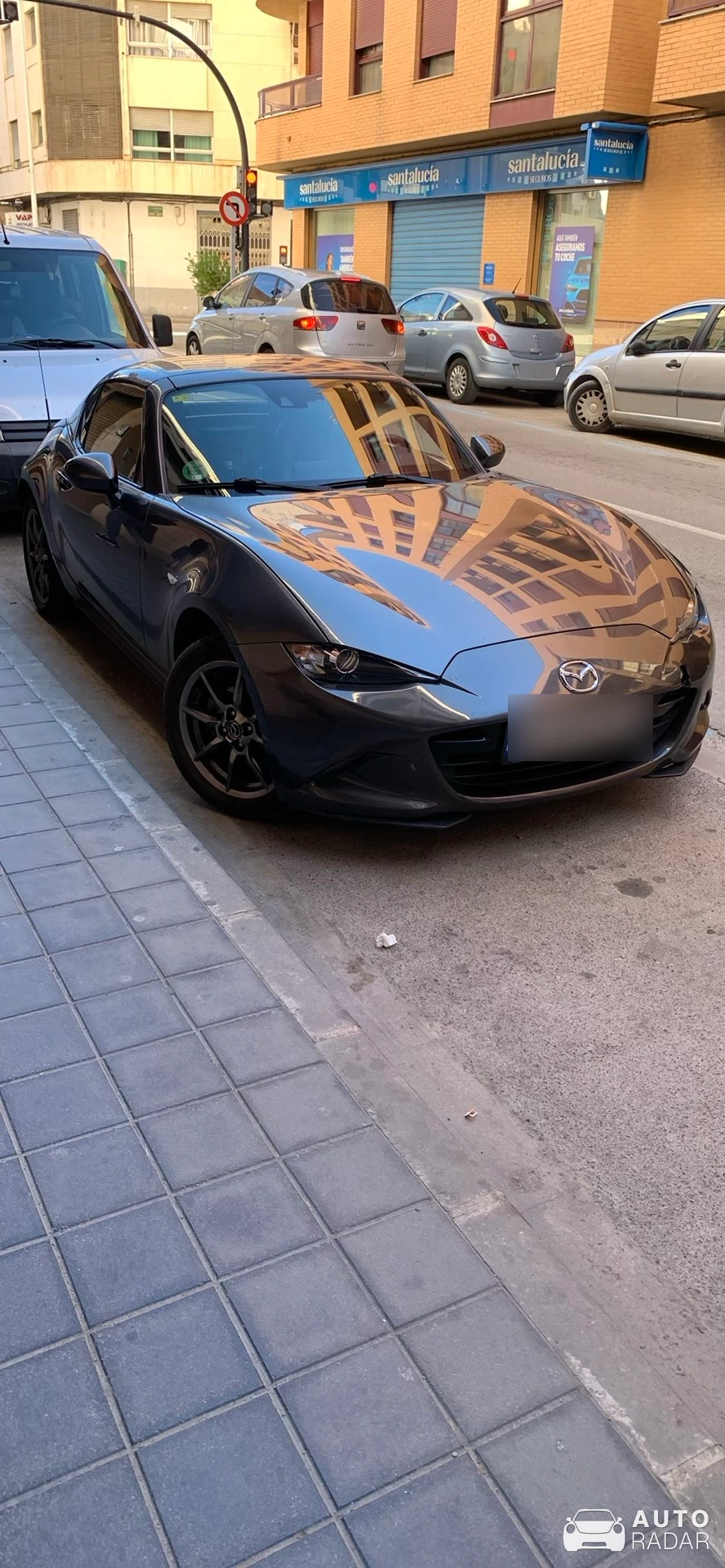 Mazda MX-5 spotted in Llíria, Spania
