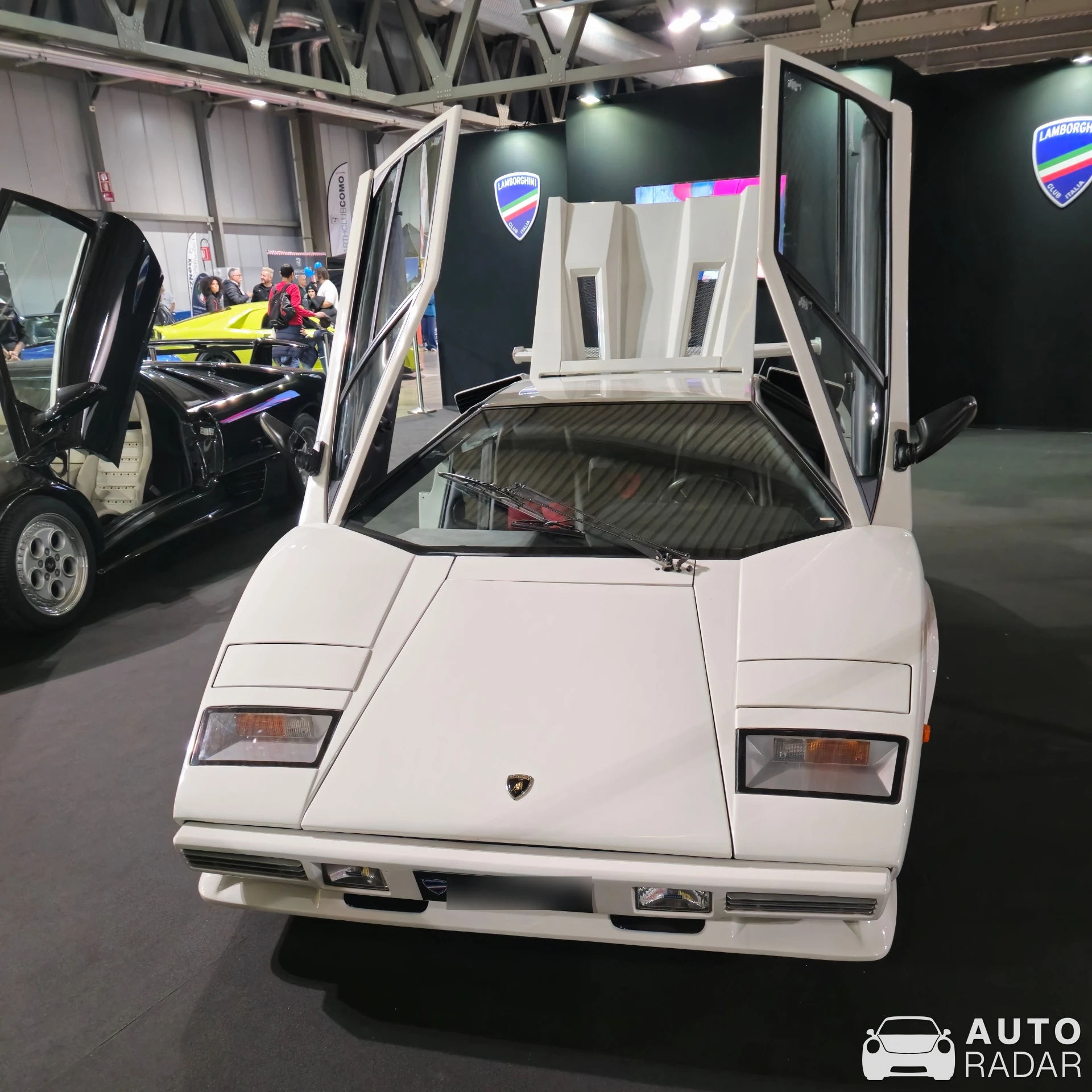 Lamborghini Countach spotted in Rho, Italy