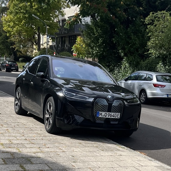 BMW iX M60