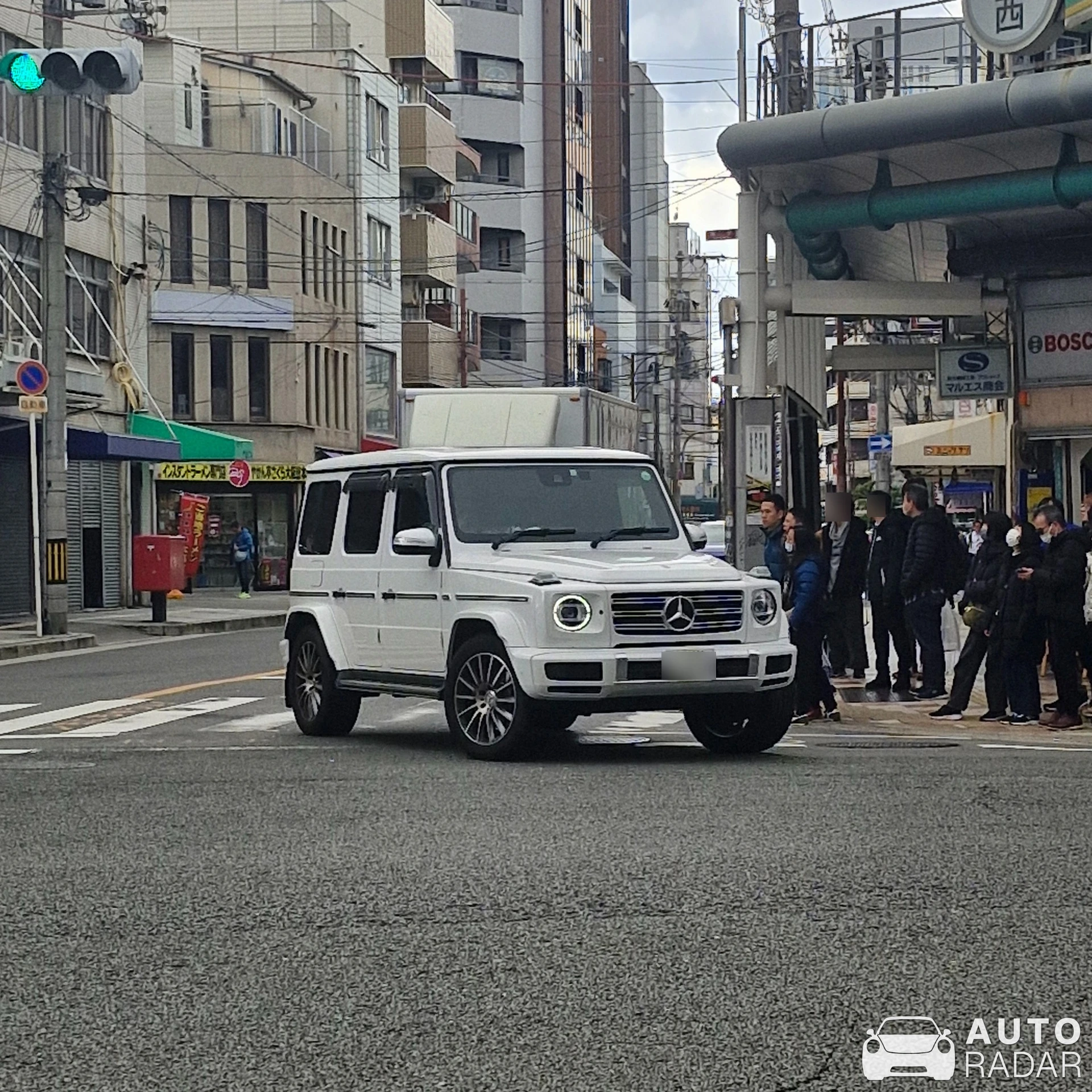 Mercedes-Benz G 500 spotted in Osaka, Japan