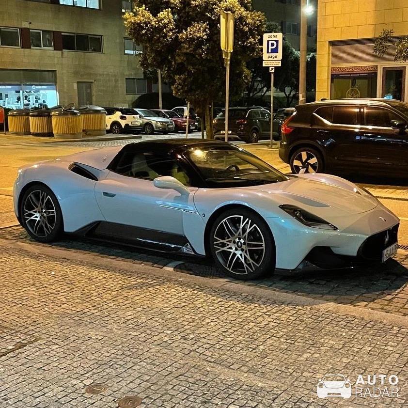 Maserati MC20 Cielo spotted in Matosinhos, Portugal