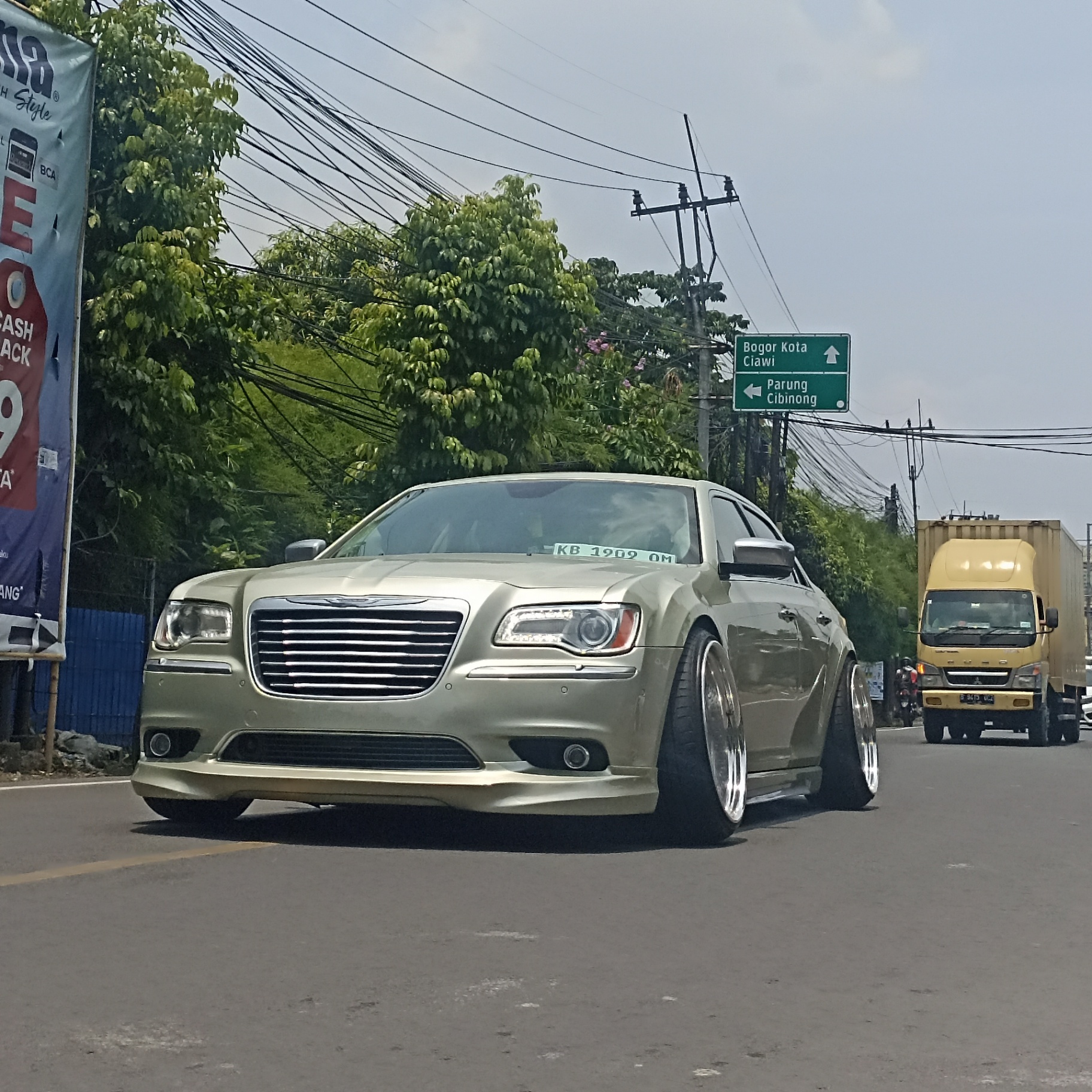 Chrysler 300C SRT8 2013