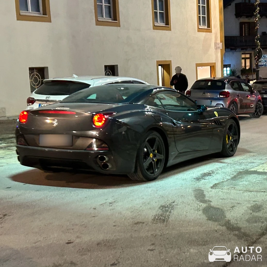 Ferrari California T spotted in Cortina d'Ampezzo, Italien