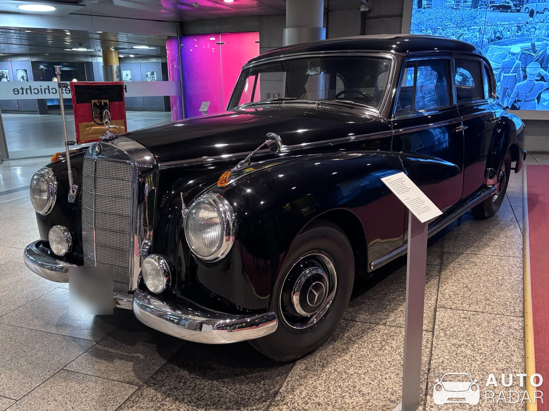 Mercedes-Benz 300D spotted in Bonn