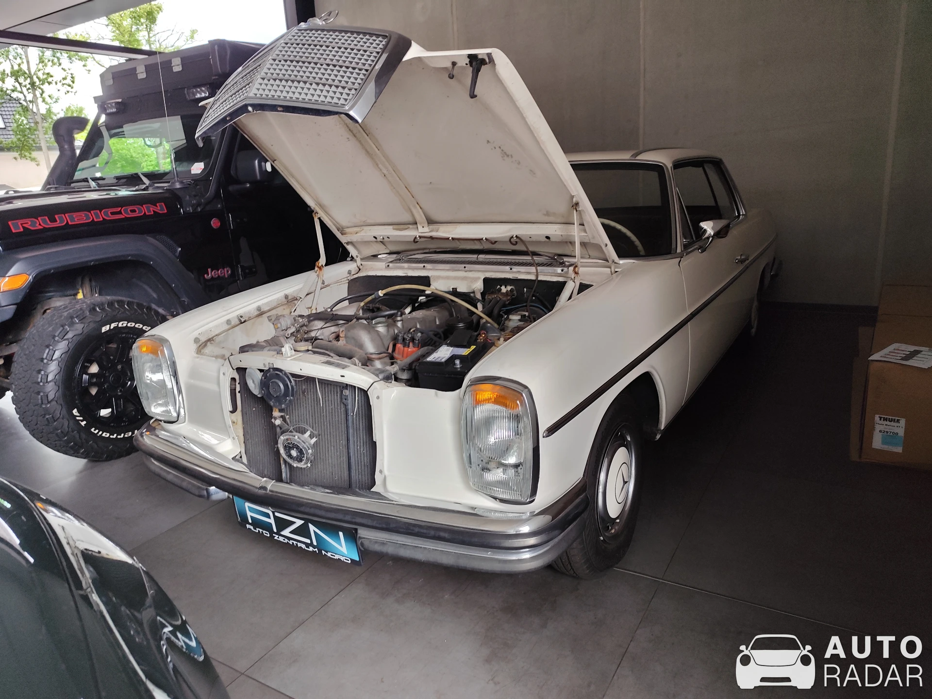 Mercedes-Benz 250CE W114 spotted in Chemnitz