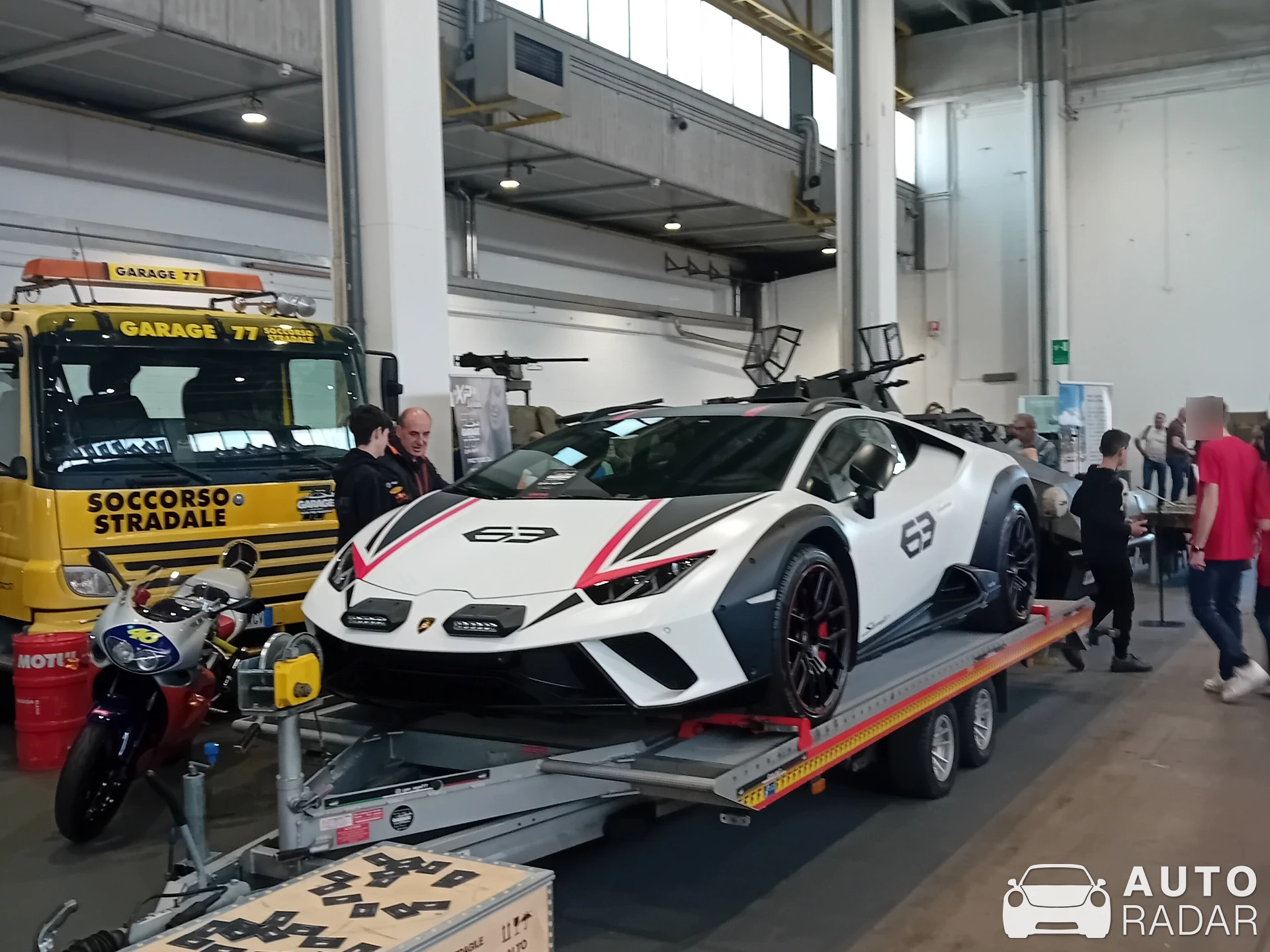 Lamborghini Huracán LP610-4 Sterrato spotted in Pordenone