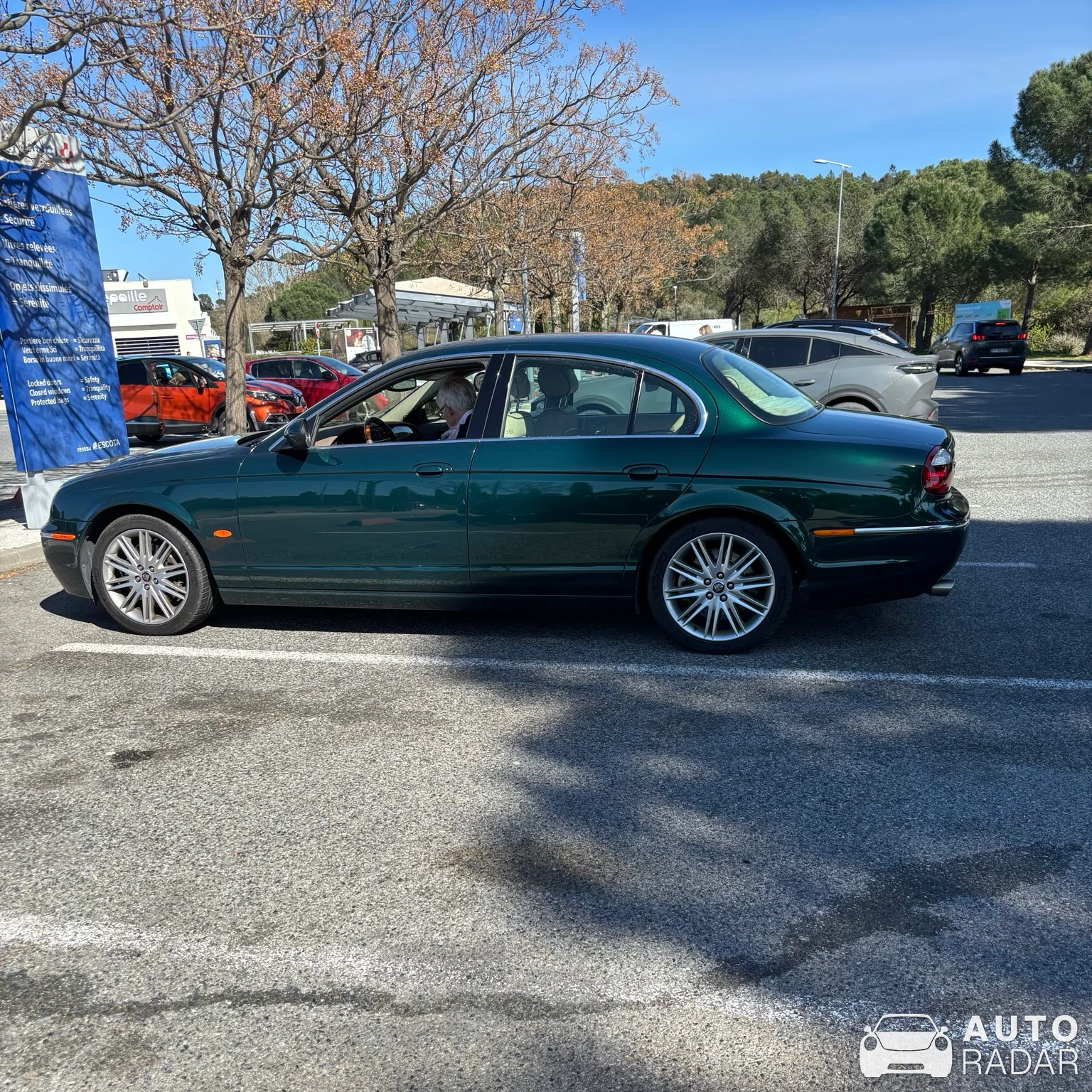 Jaguar S-Type V8 spotted in Vidauban