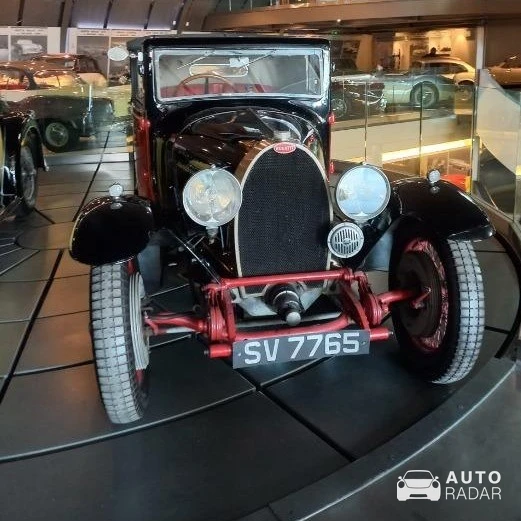 Bugatti Type 44 Drophead Coupé spotted in Athina, Greece