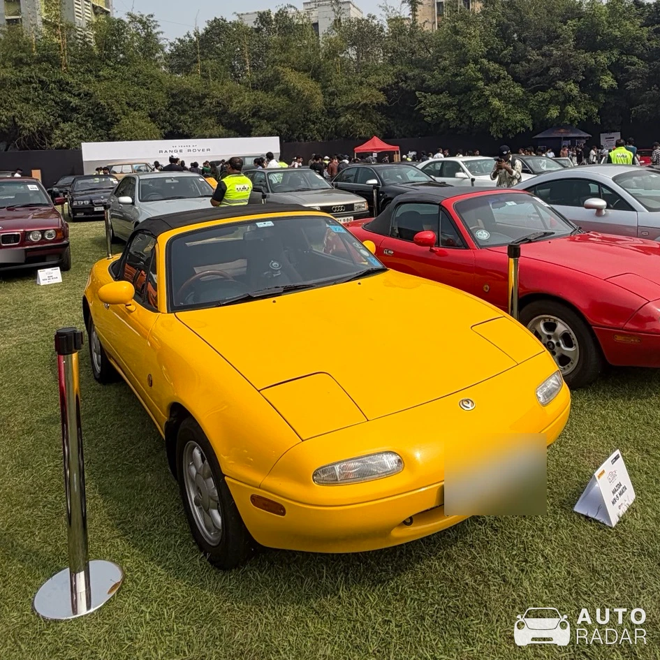 Mazda MX-5 NA spotted in Mumbai, India