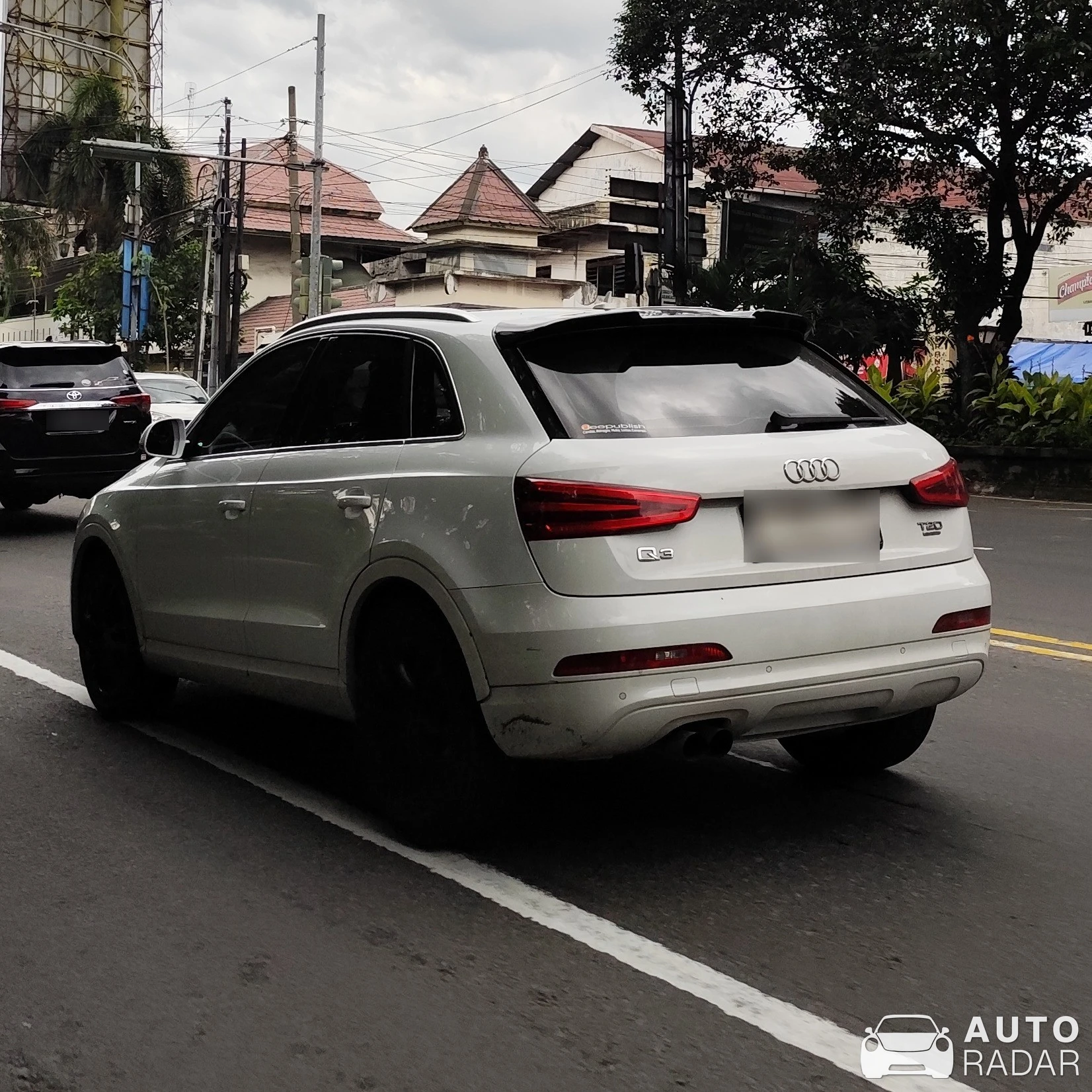 Audi Q3 spotted