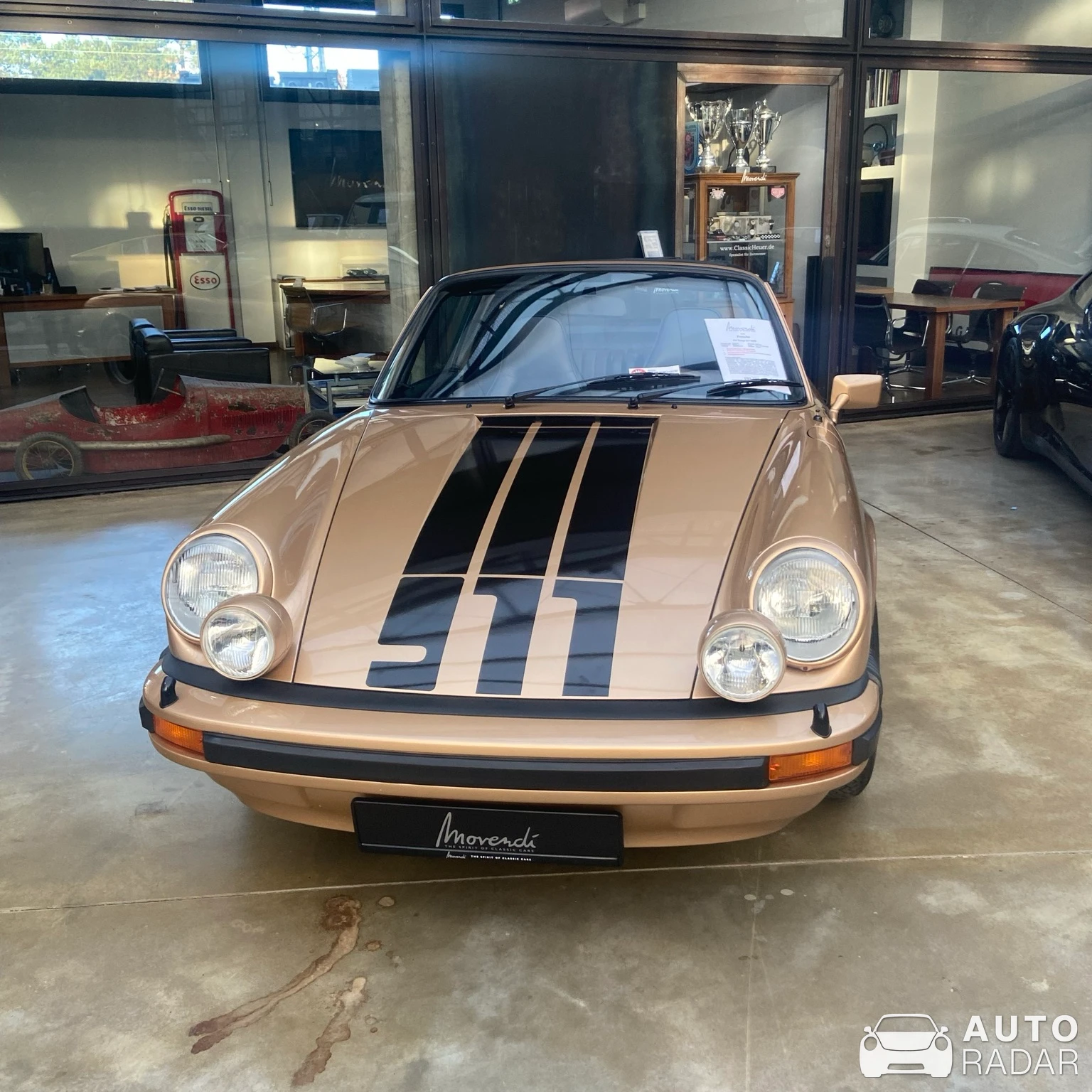 Porsche 911 Targa 2.7 MFI spotted in Düsseldorf, Deutschland