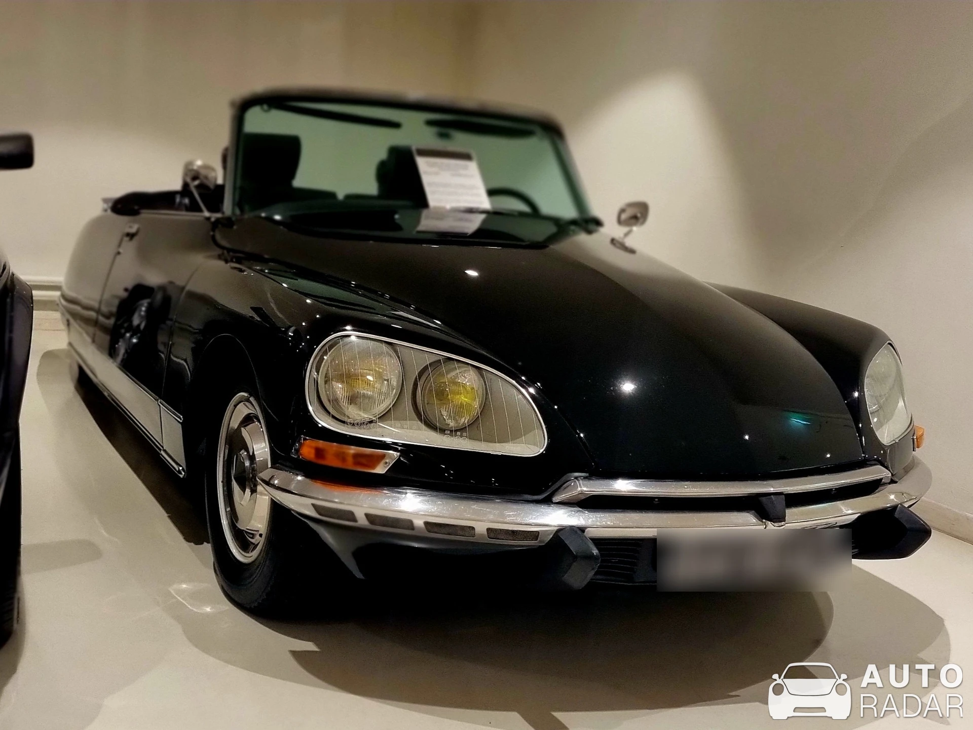 Citroën DS spotted in Brummen, Netherlands