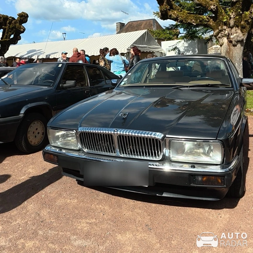 Jaguar XJ Sovereign spotted in Vernon