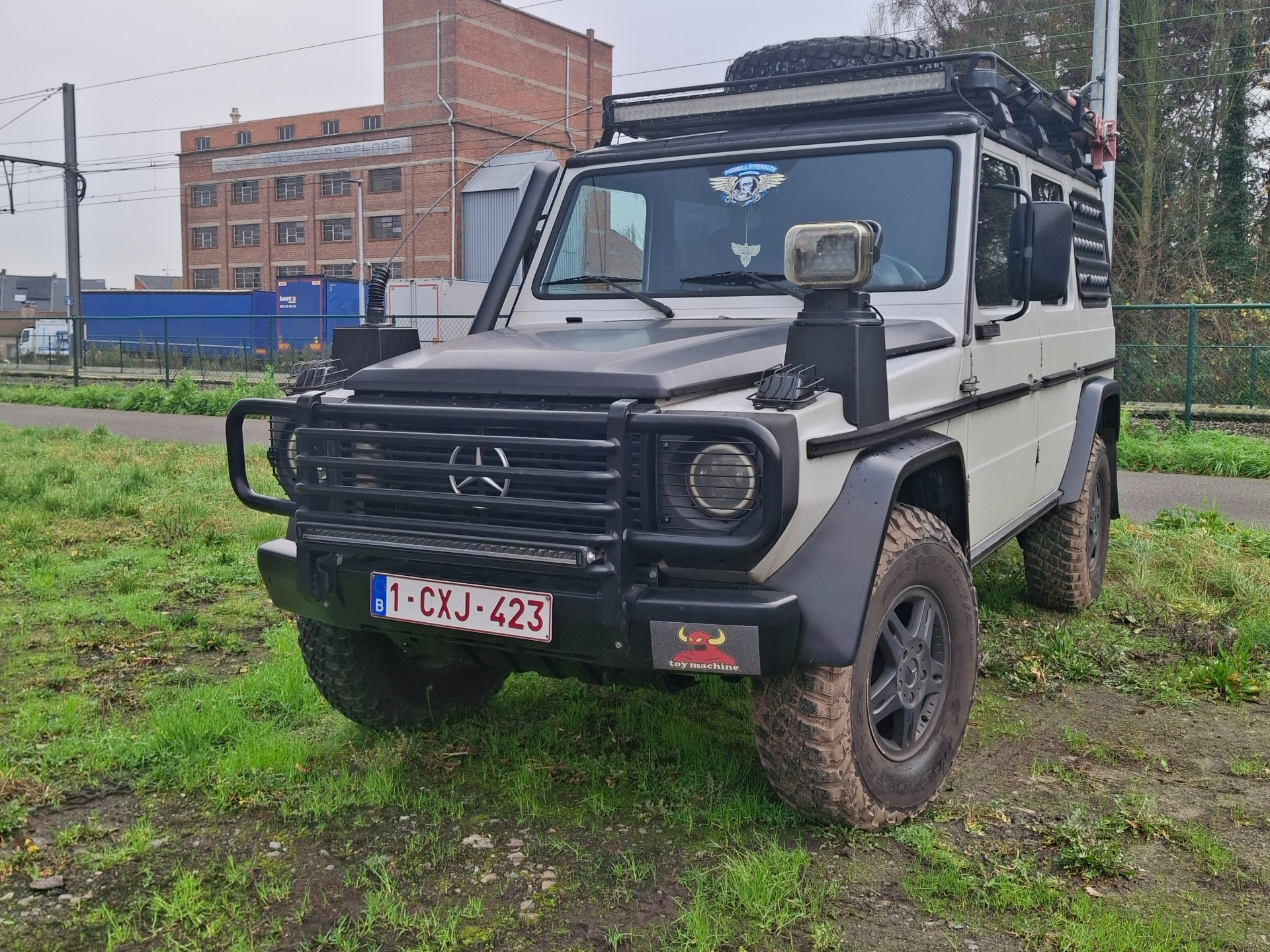 Mercedes-Benz W461 240 GD Wolf Scout