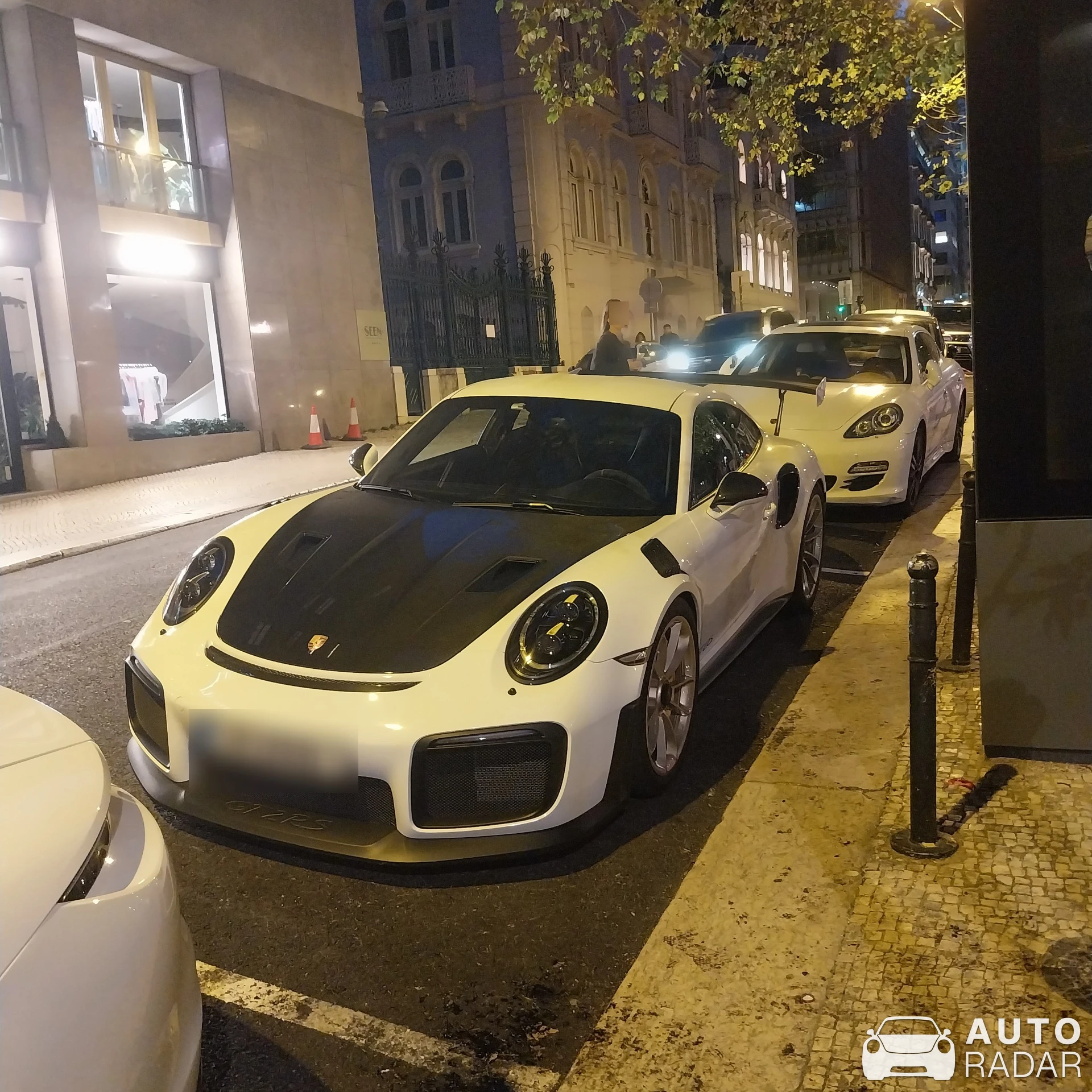 Porsche 991 GT2 RS spotted in Lisboa, Portugal