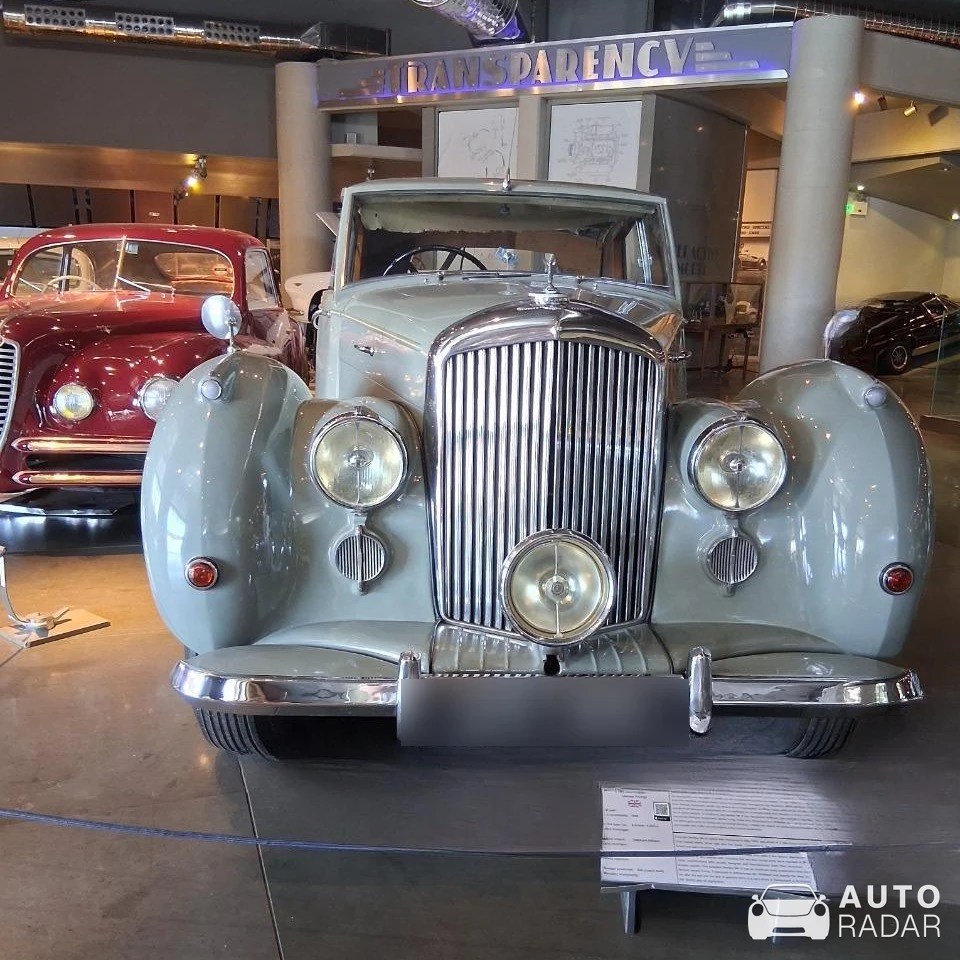 Bentley MKIV by James Young  spotted in Athina