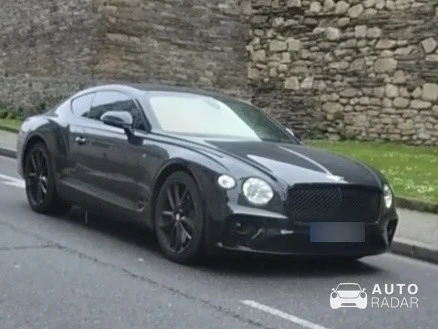 Bentley Continental GT spotted in Lugo