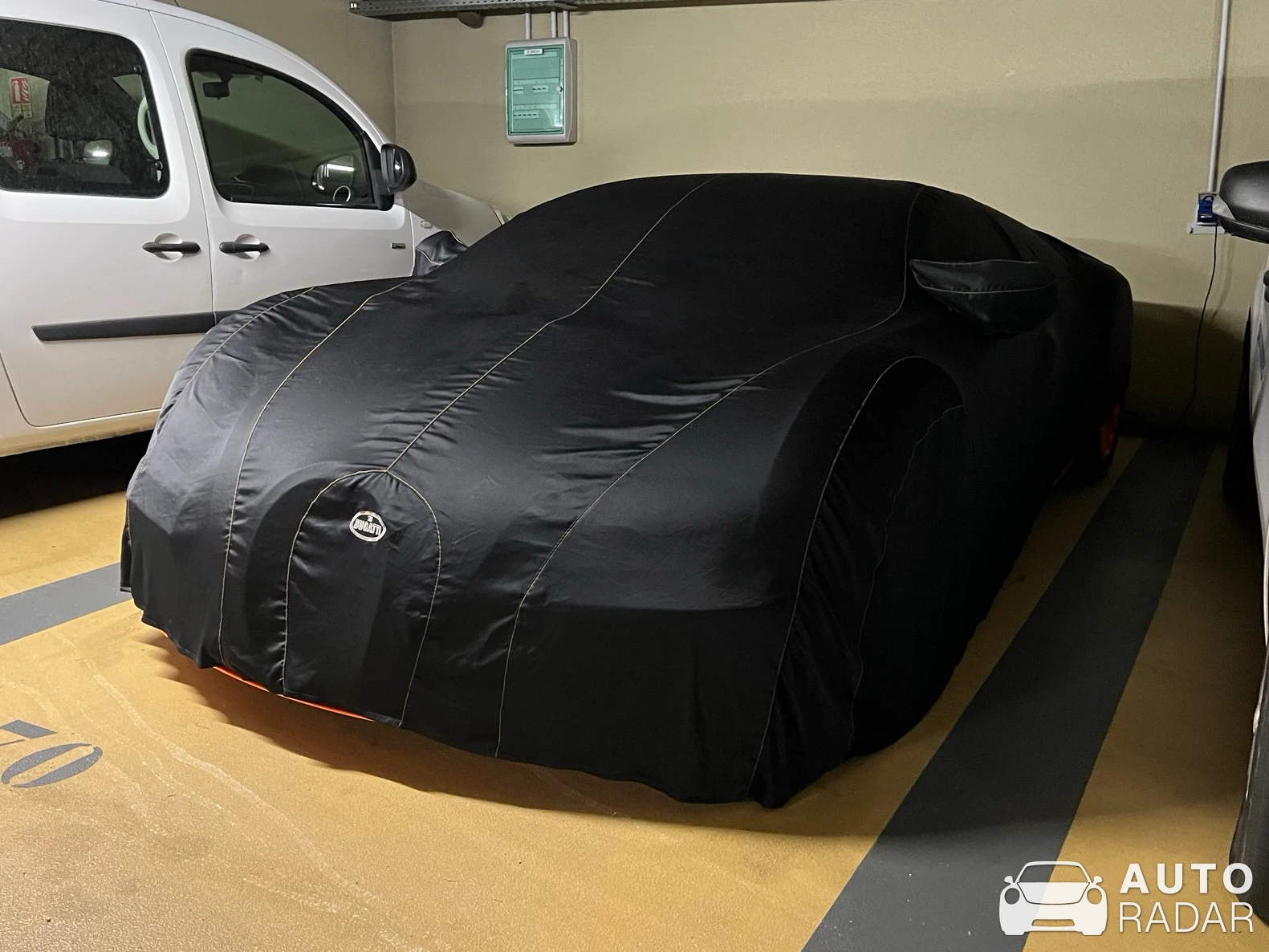 Bugatti Veyron 16.4 Grand Sport Vitesse World Record Car Edition spotted in Monaco