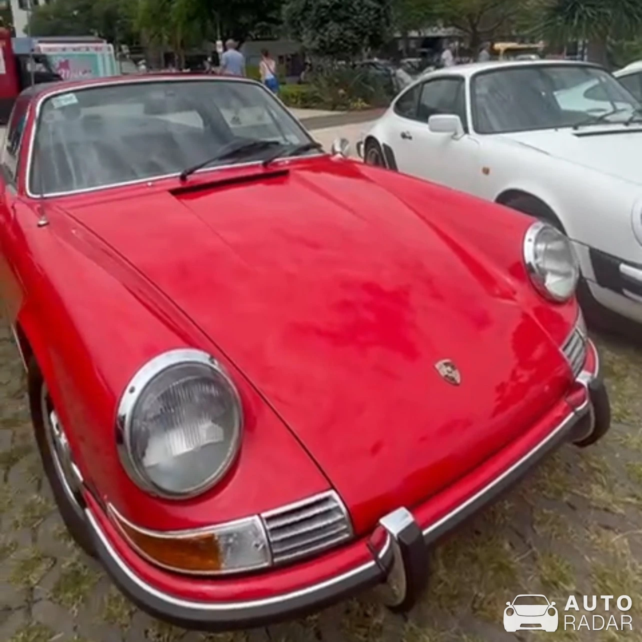 Porsche 911 SC spotted in Lisbon, Portugal