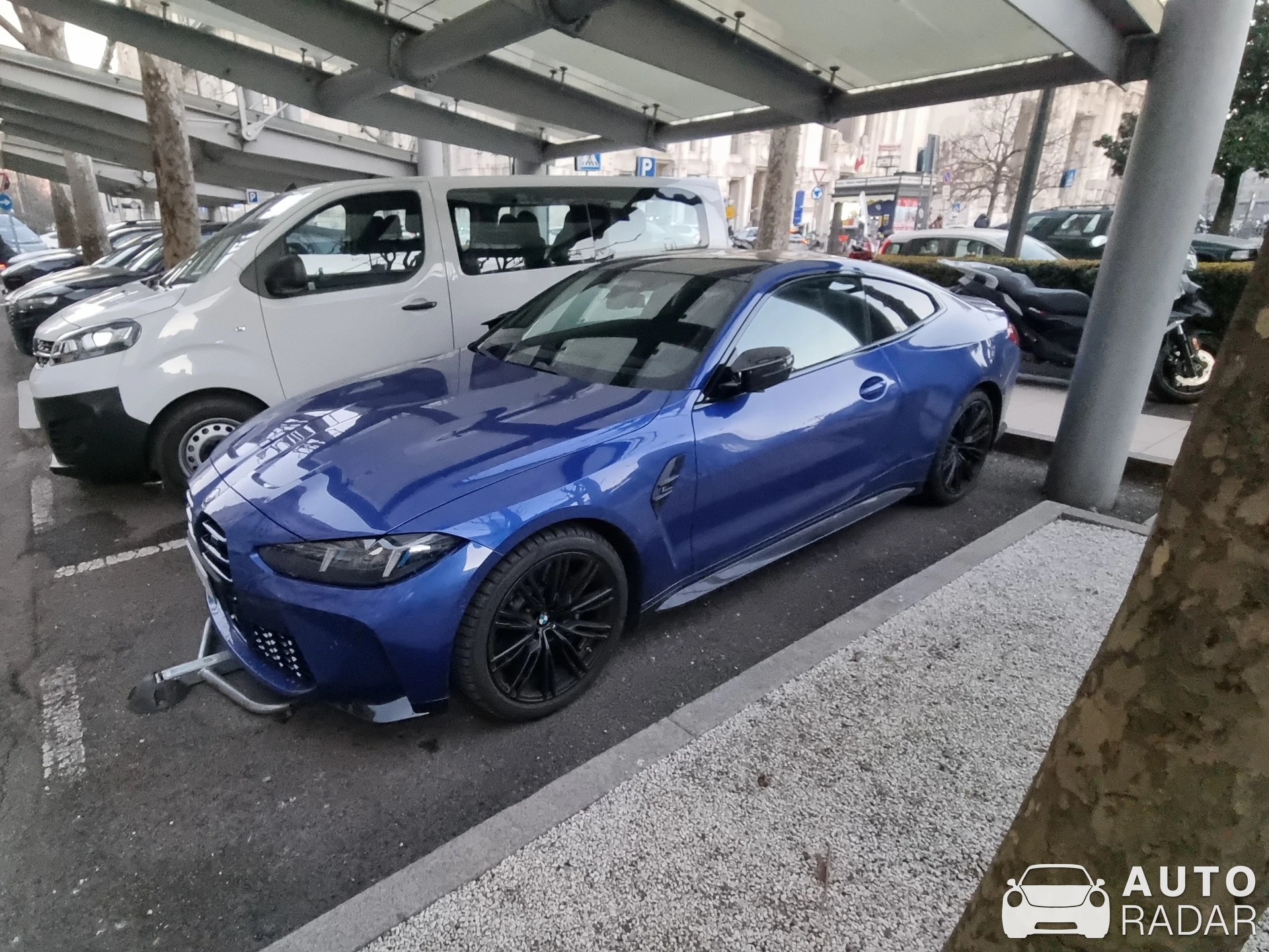 BMW M4 G82 Coupé Competition spotted in Milano, Italia