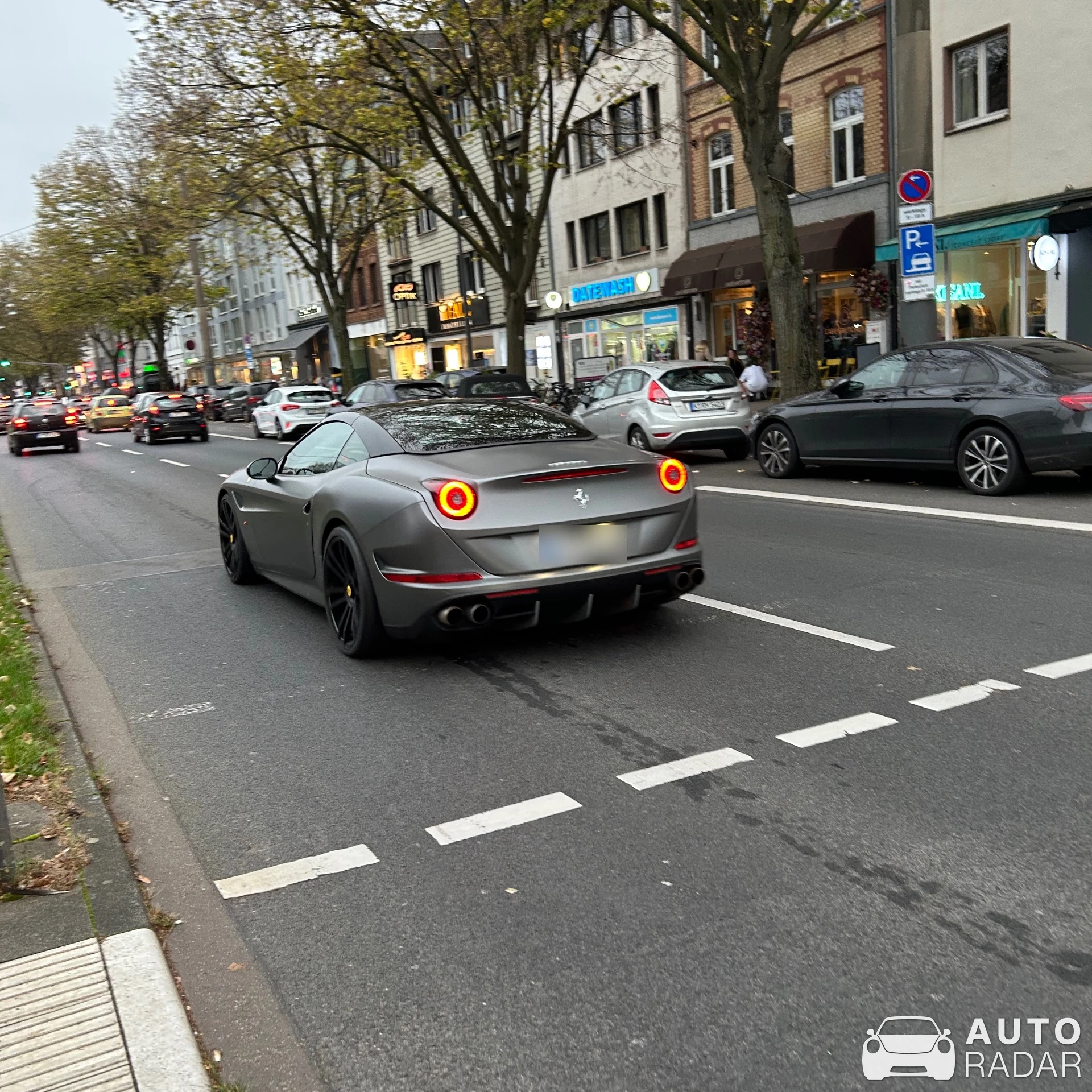 Ferrari California spotted in Köln, Deutschland