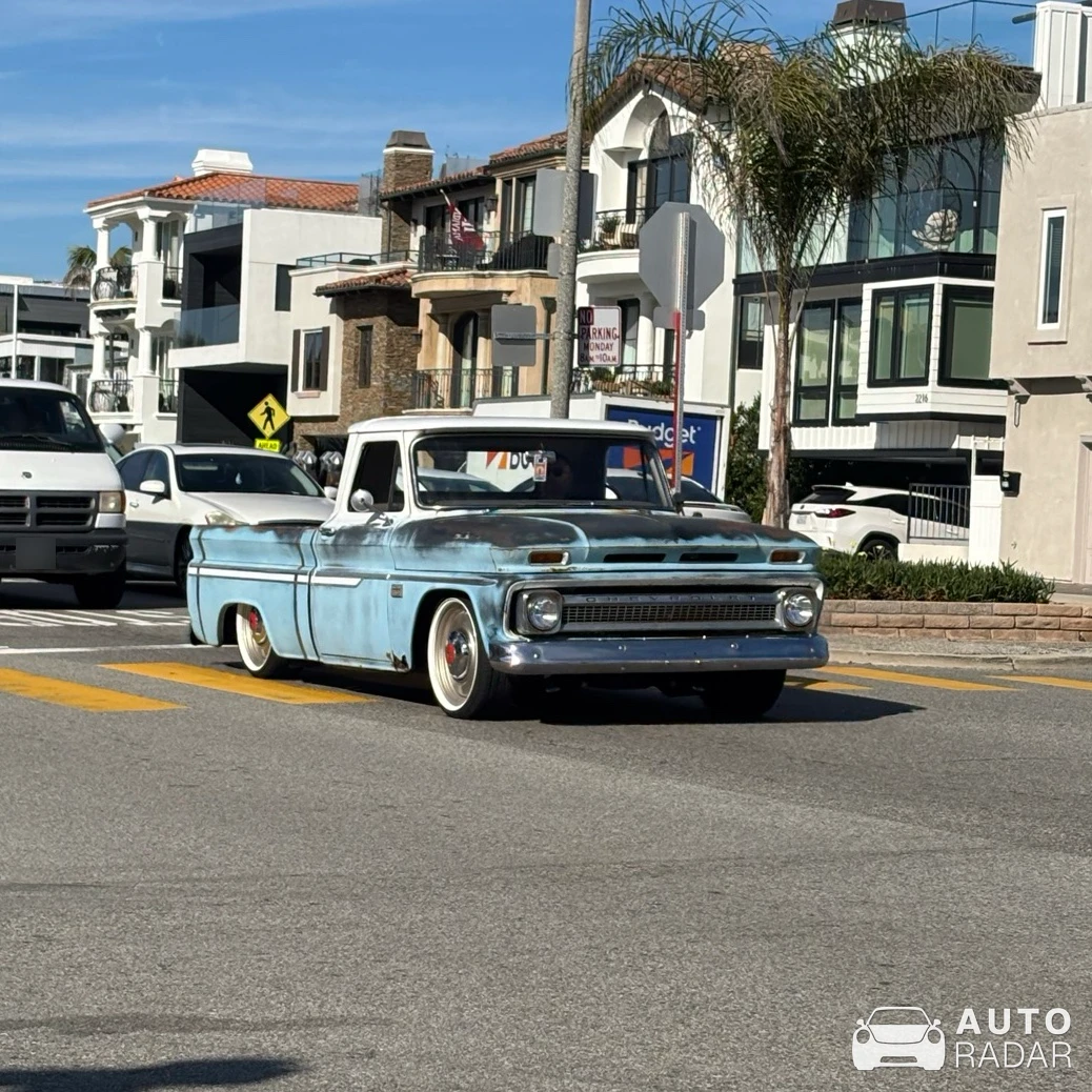 Chevrolet C10 First Generation Fleetside spotted in Hermosa Beach, United States