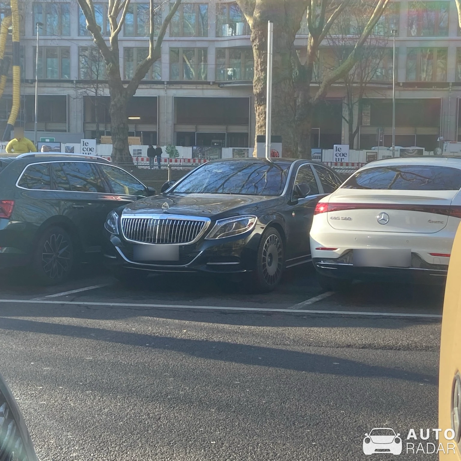 Mercedes-Maybach S 600 spotted in Düsseldorf, Deutschland