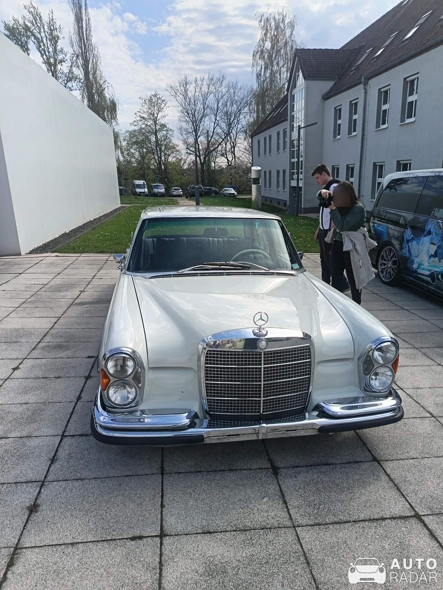 Mercedes-Benz 280 spotted in Zwickau