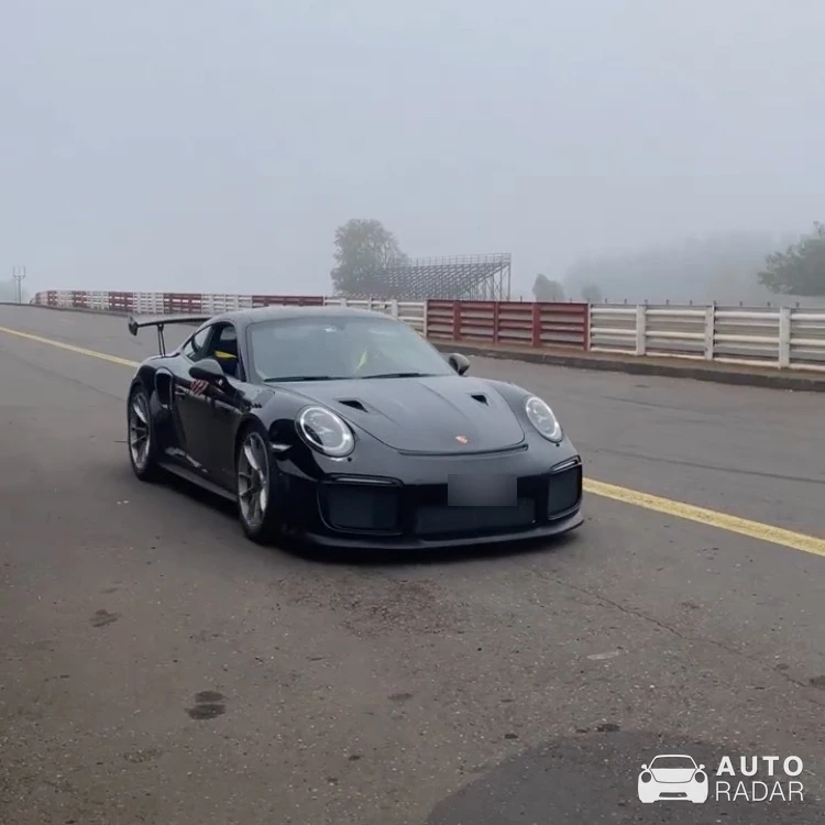 Porsche 991 GT2 RS spotted in Lautaro, Chile