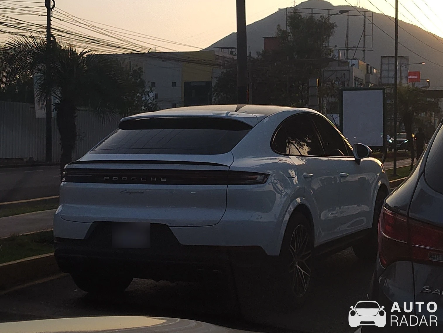 Porsche Cayenne Coupé spotted in Santiago de Surco