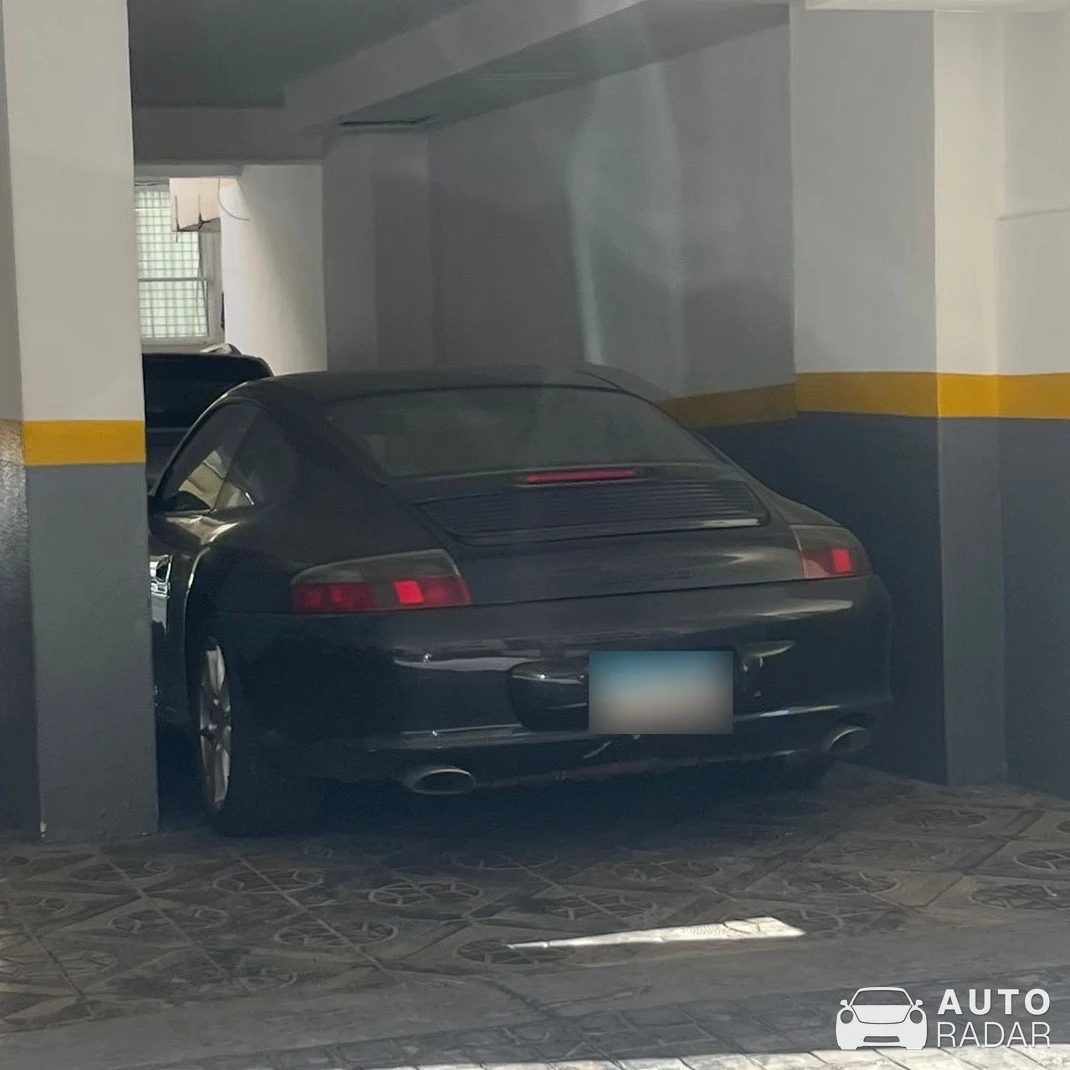 Porsche 996 Carrera S spotted in Bayrut, Lebanon