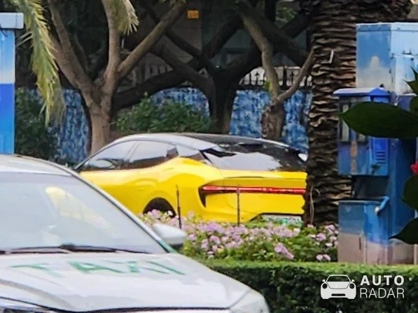 Lotus Eletre spotted in Xiamen Shi