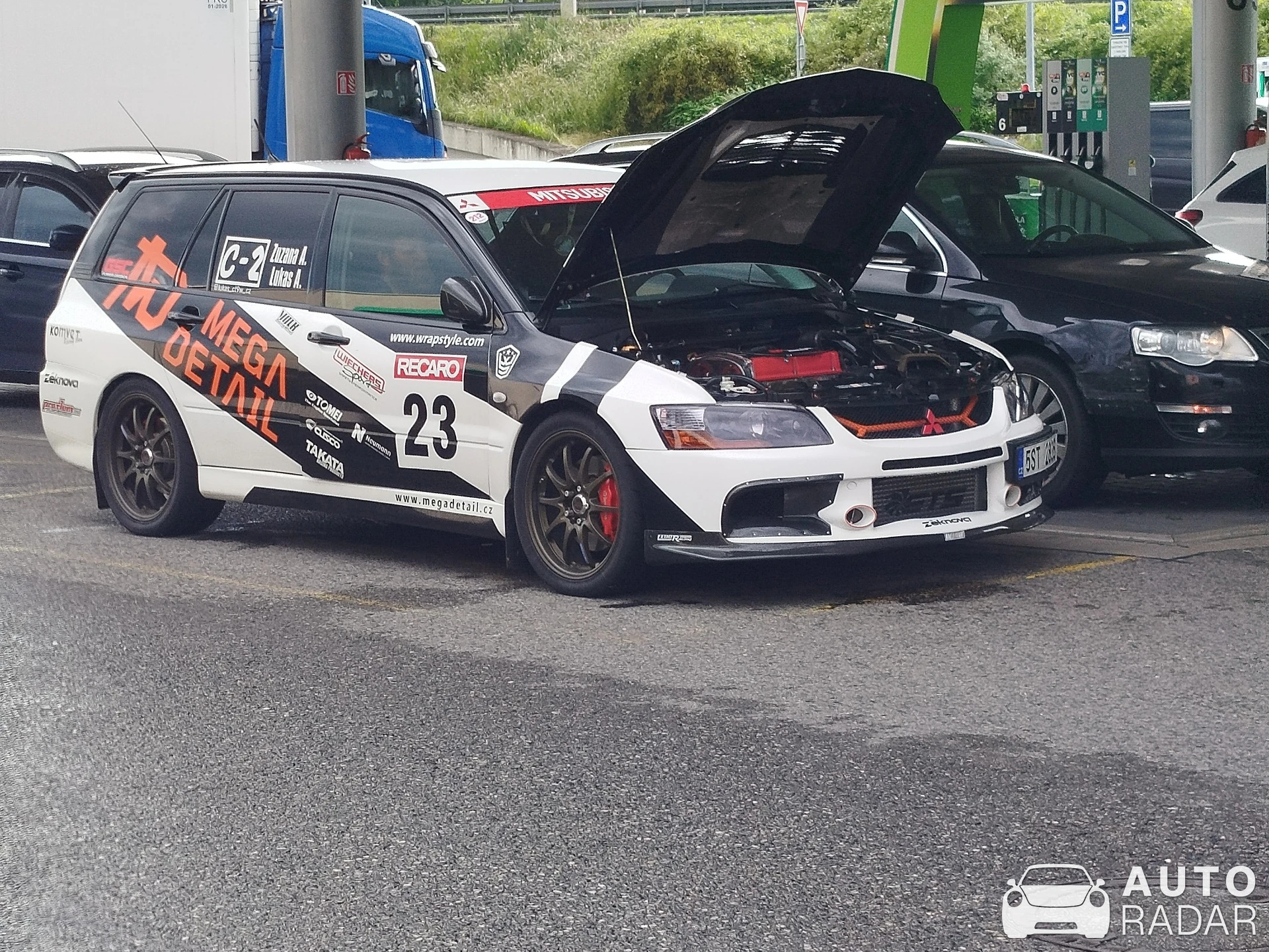 Mitsubishi Lancer Evolution IX Wagon MR spotted