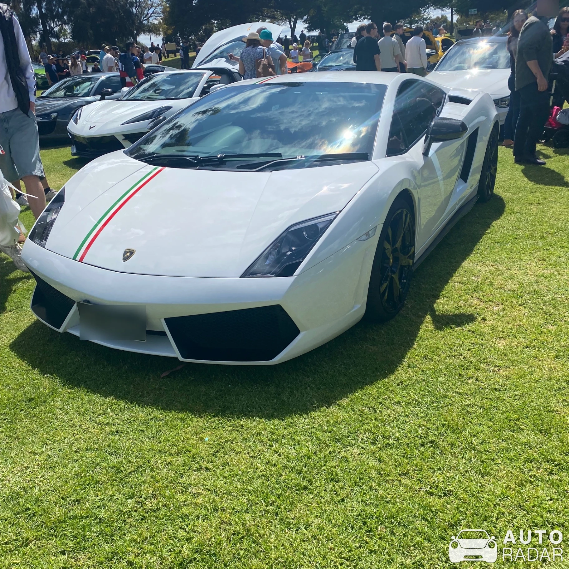 Lamborghini Gallardo LP550-2 Tricolore spotted in Middle Swan