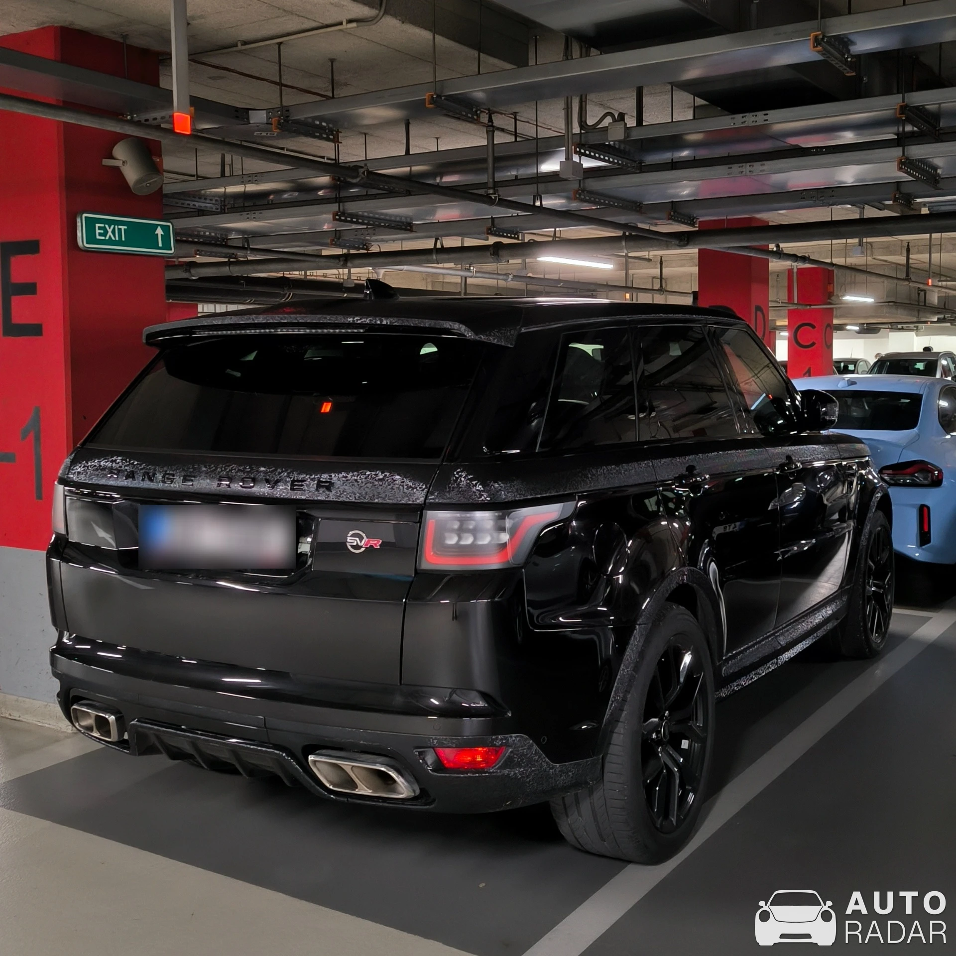 Land Rover Range Rover Sport SVR 2018 spotted in Ostrava