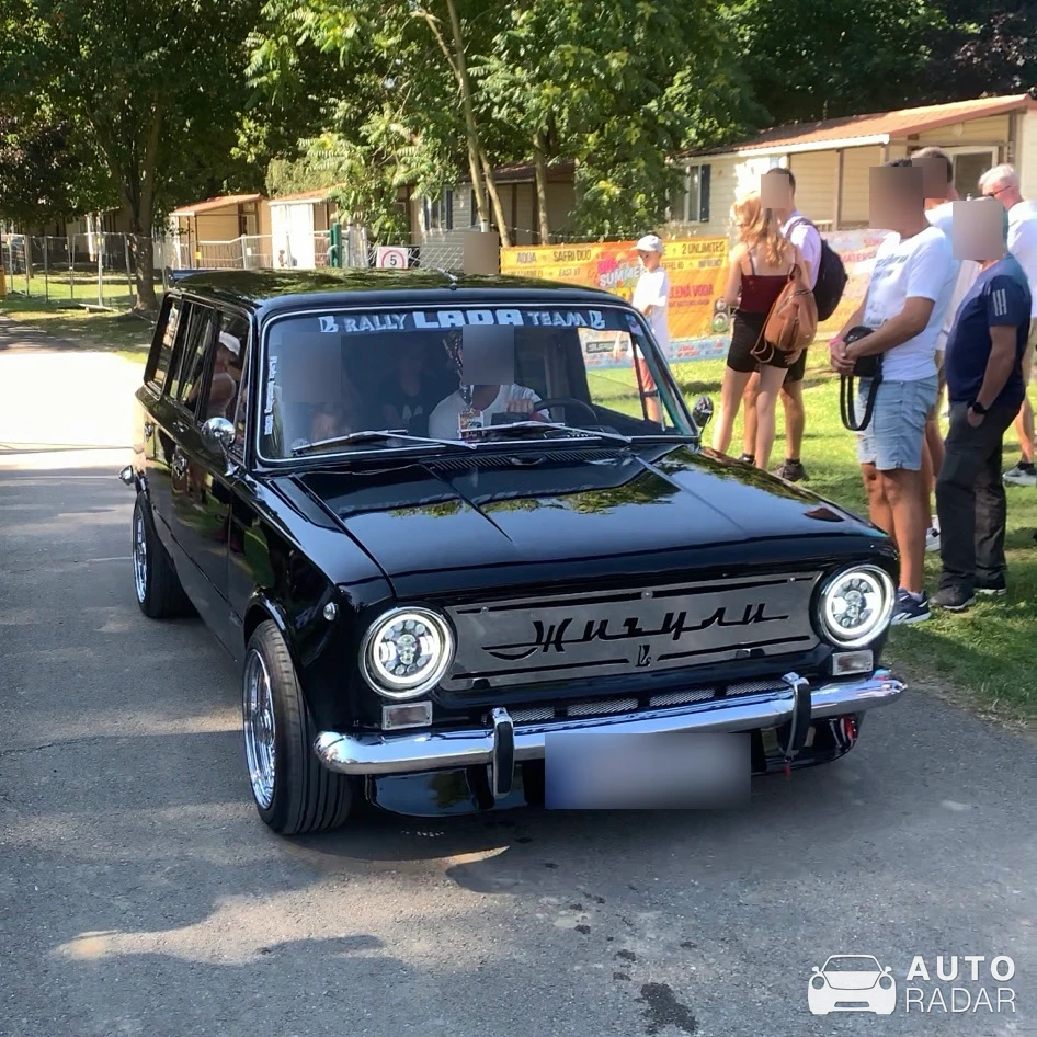 Lada 2102 spotted