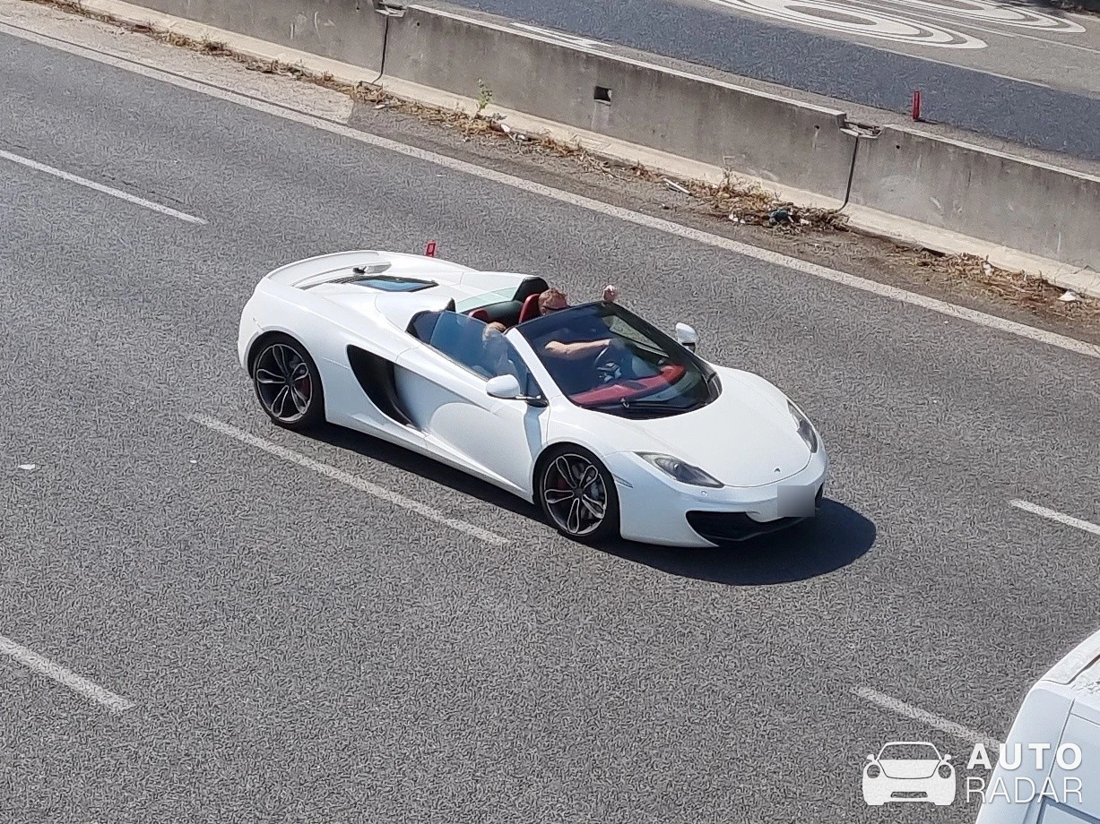 McLaren 12C Spider spotted in Milano, Italy