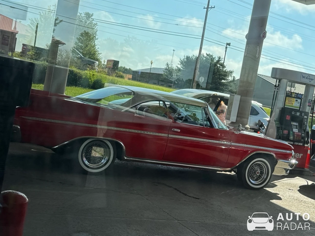 Desoto Adventurer spotted in Sunbury