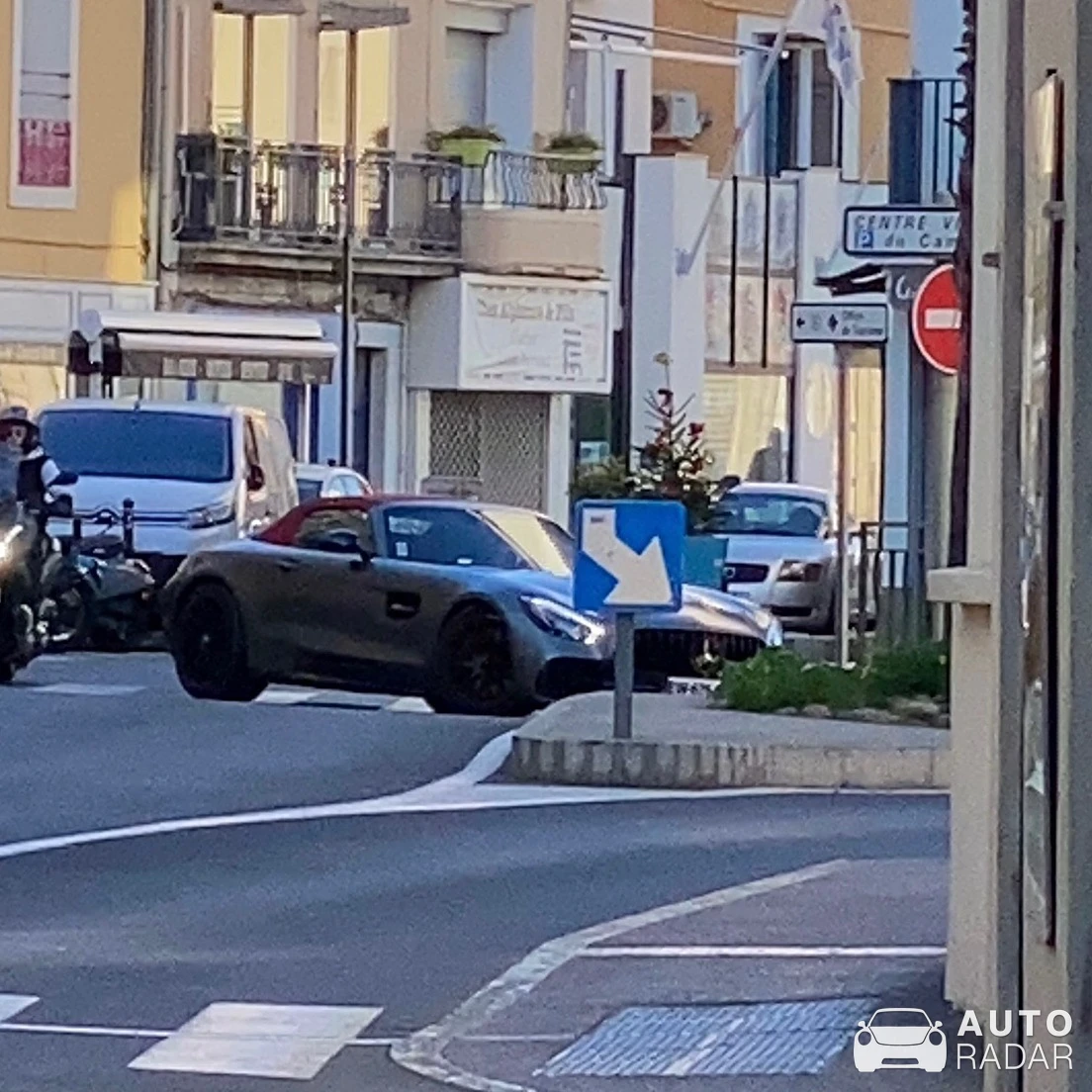Mercedes-AMG GT C C190 spotted in Sète, France