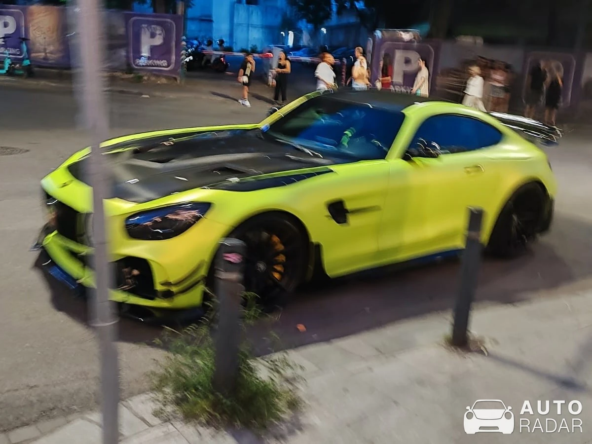 Mercedes-AMG Renntech GT R C190 spotted