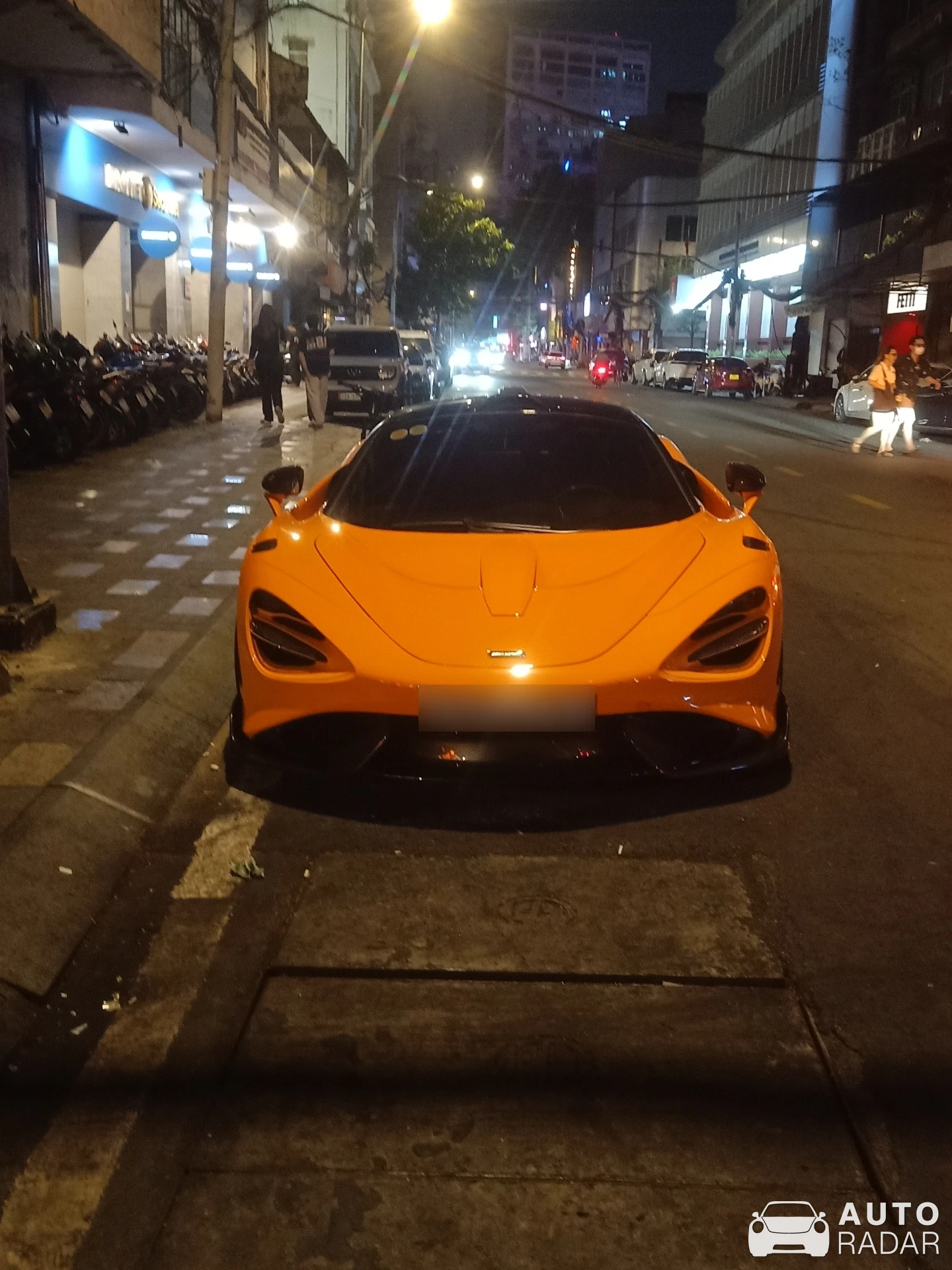 McLaren 765LT spotted in Ho Chi Minh City, Vietnam