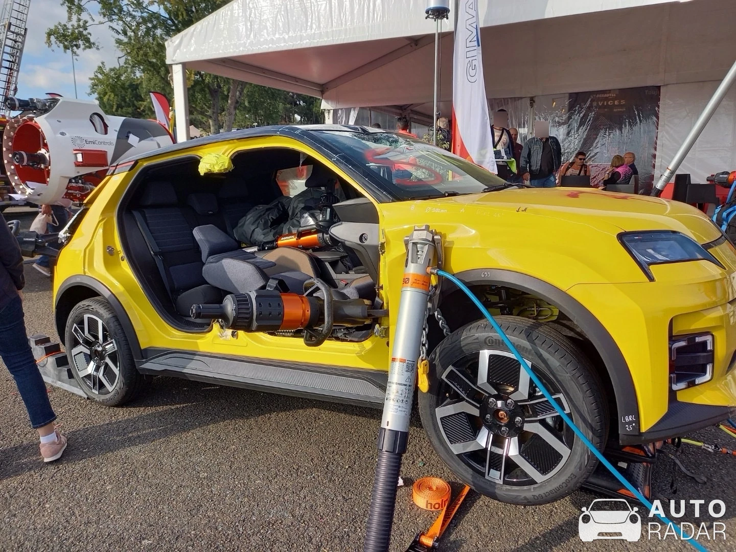 Renault 5 E-Tech spotted in Le Mans