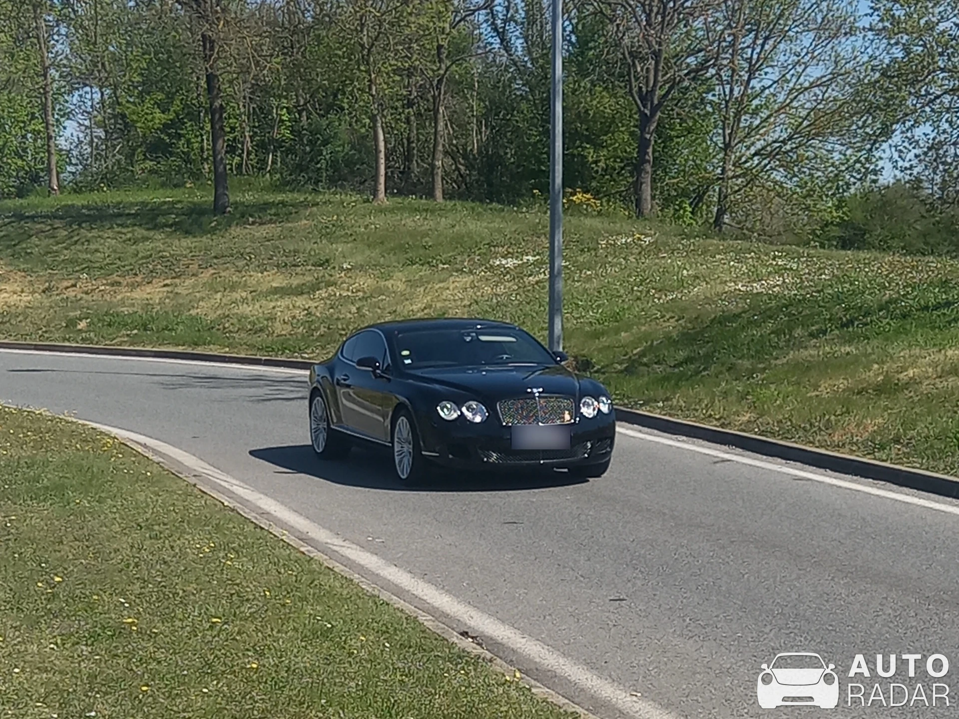 Bentley Continental GT spotted in Romans-sur-Isère