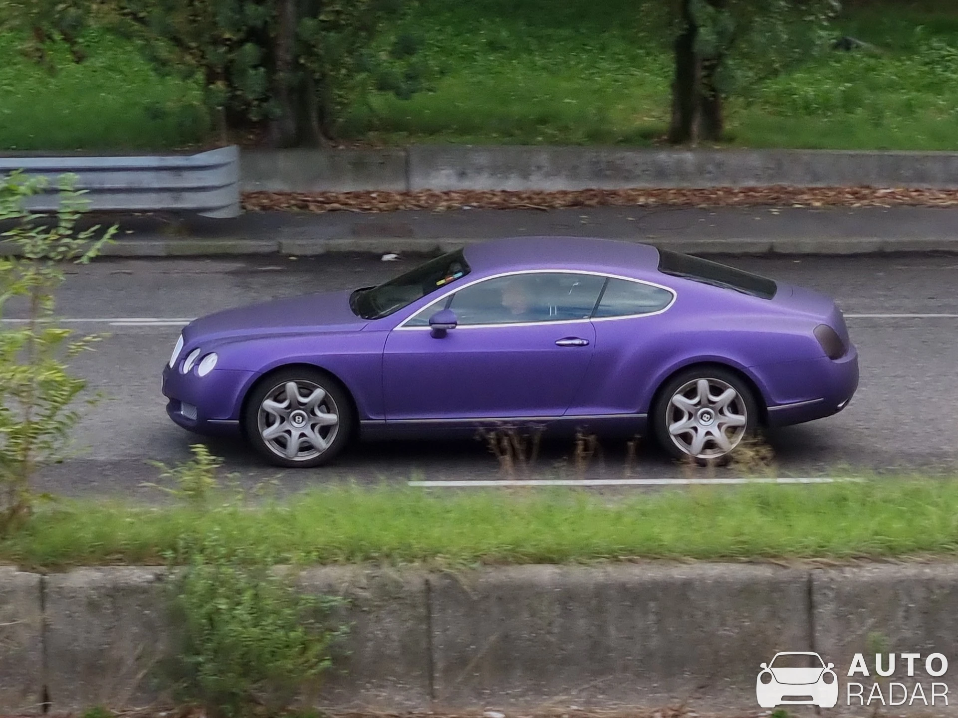 Bentley Continental GT V8 S 2016 spotted in Milano, Italia