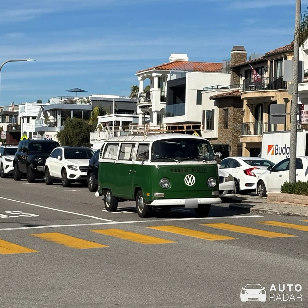 Volkswagen Type 2 (T2) Bus spotted in Hermosa Beach, United States