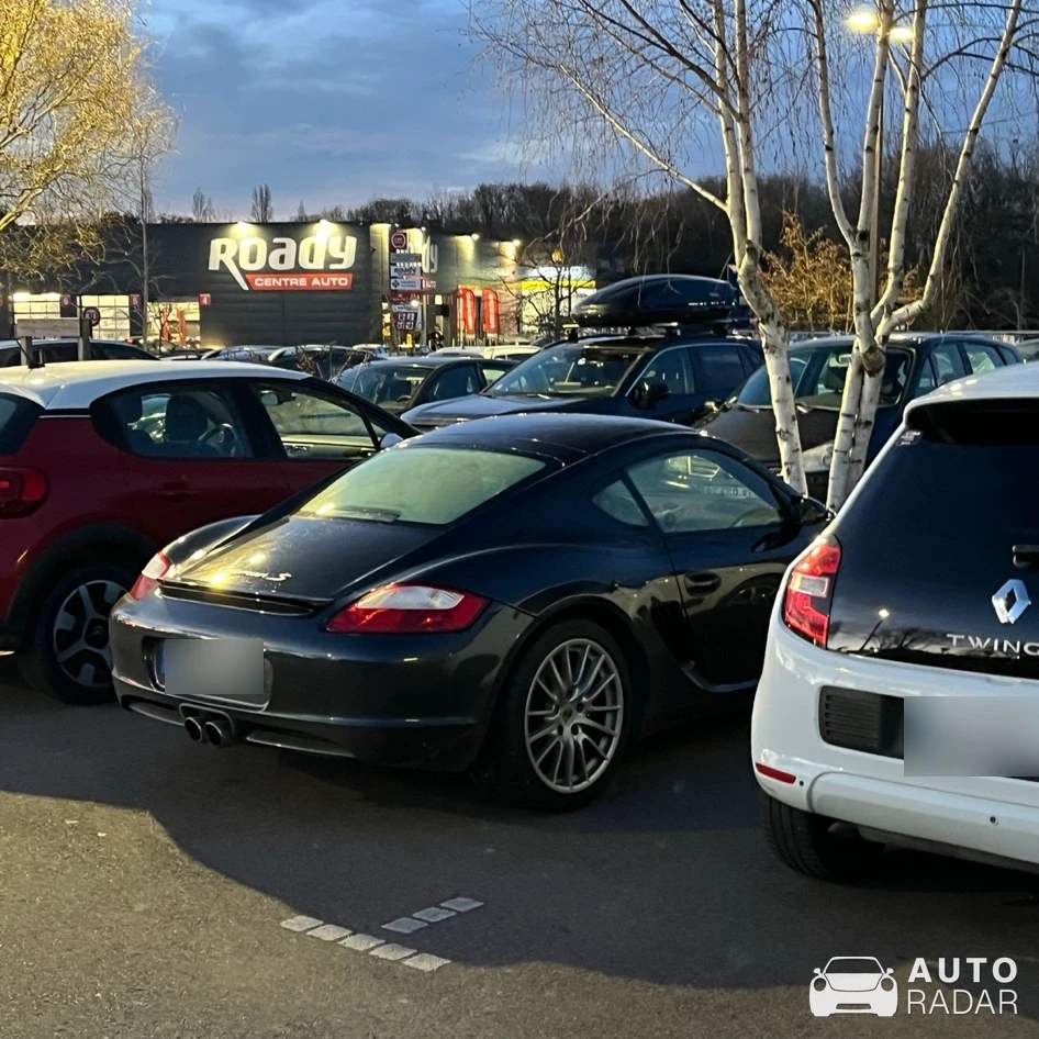Porsche 987 Cayman S spotted in Beaussais-sur-Mer, France