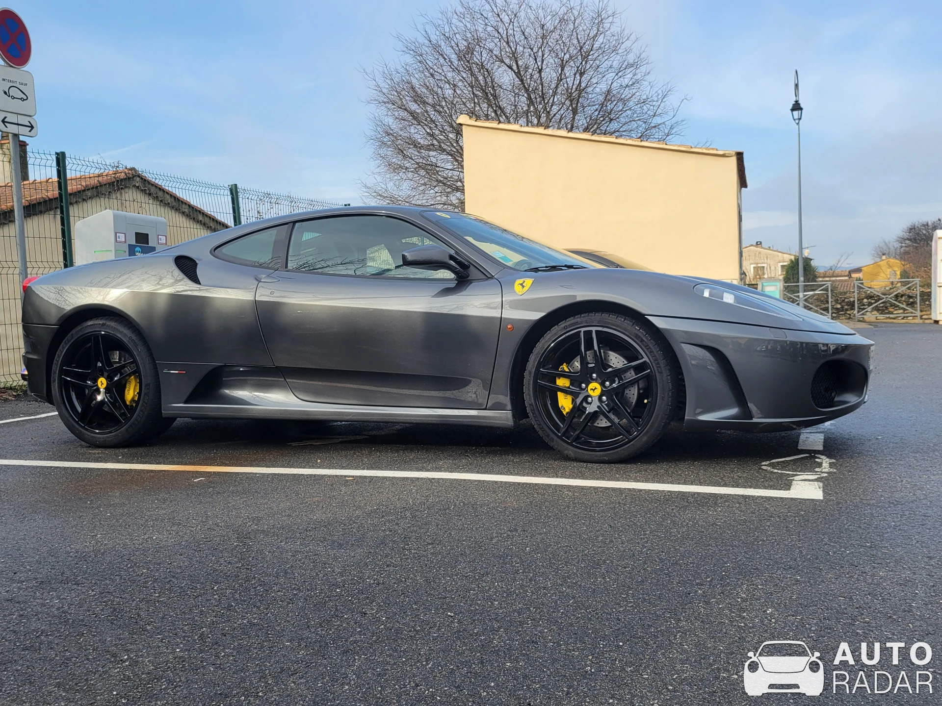 Ferrari 430 Scuderia spotted in Pujaut, France