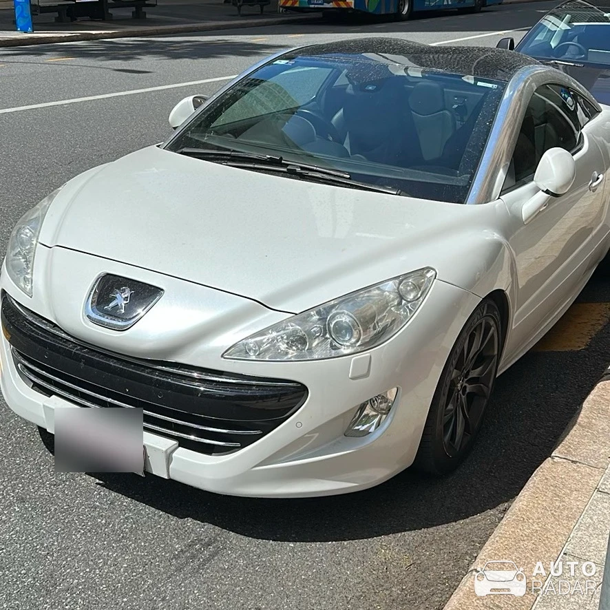 Peugeot RCZ spotted in Brisbane City, Australia