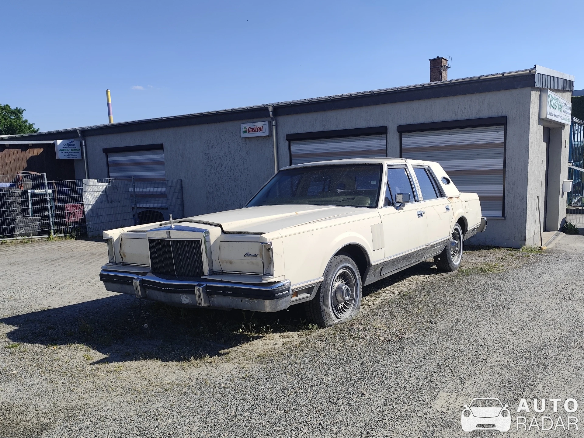 Lincoln Continental Mark IV spotted in Chemnitz